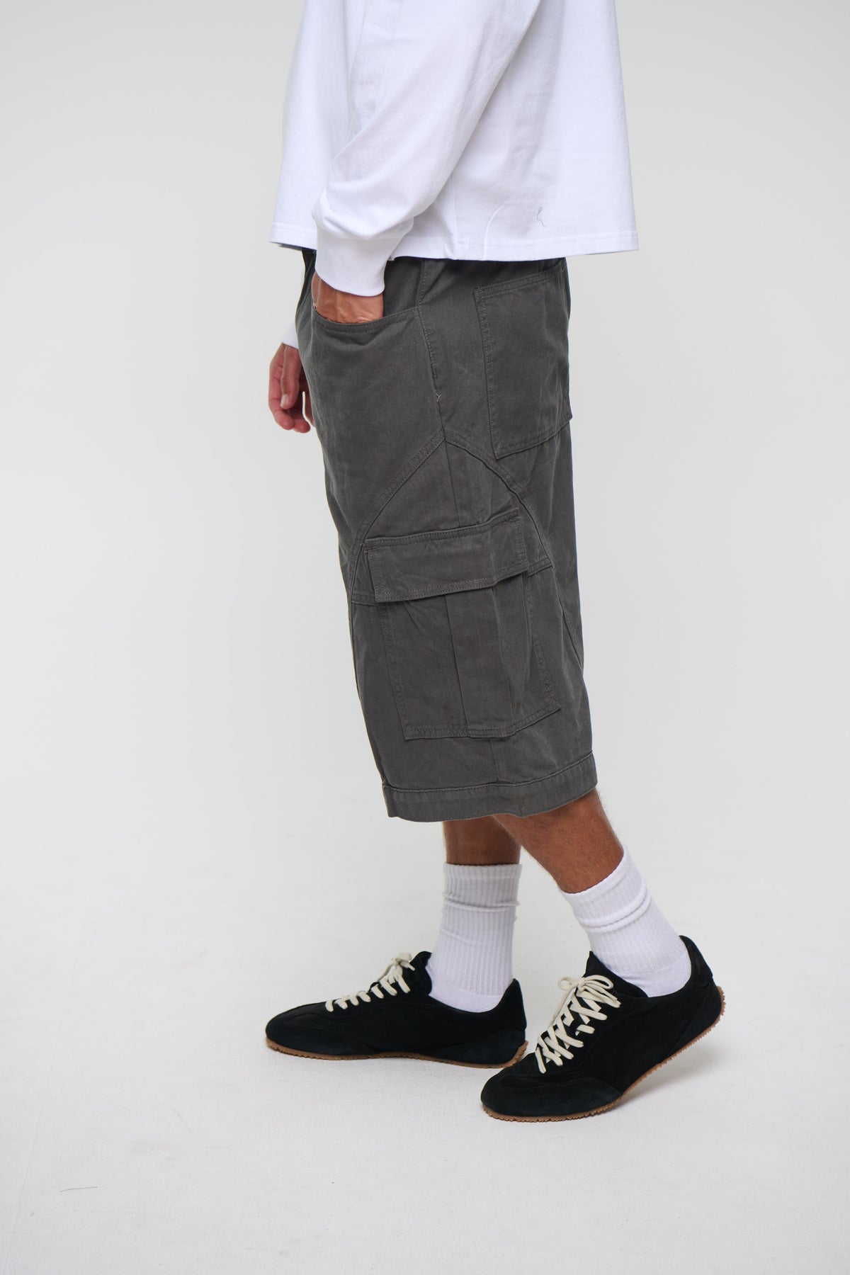 Flynn Relaxed Cargo Short Grey