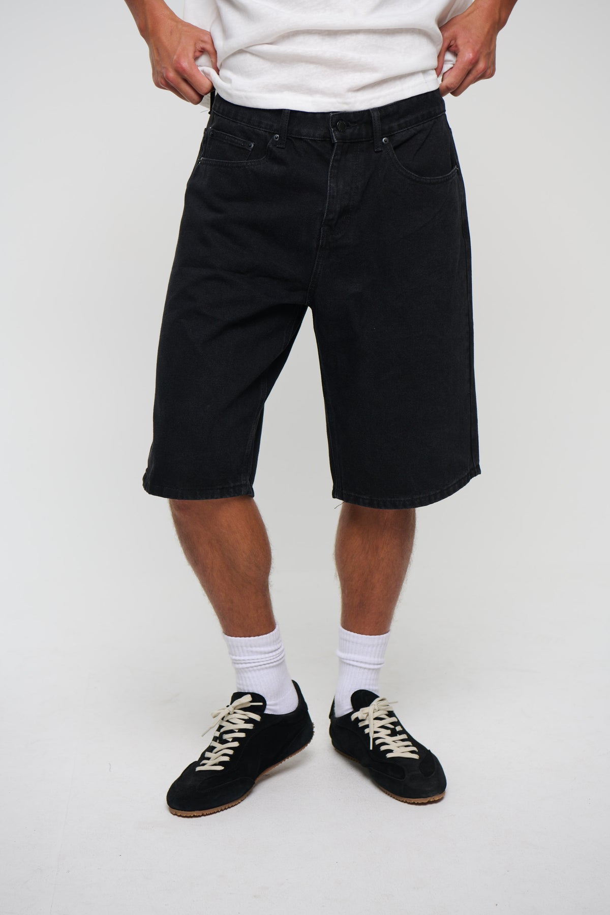 Flint Baggy Denim Jort Black
