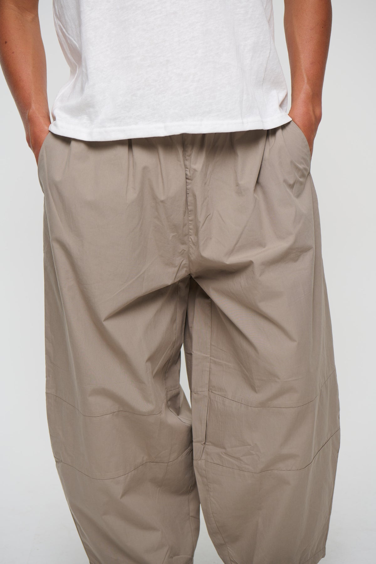 Julius Baggy Pant Khaki