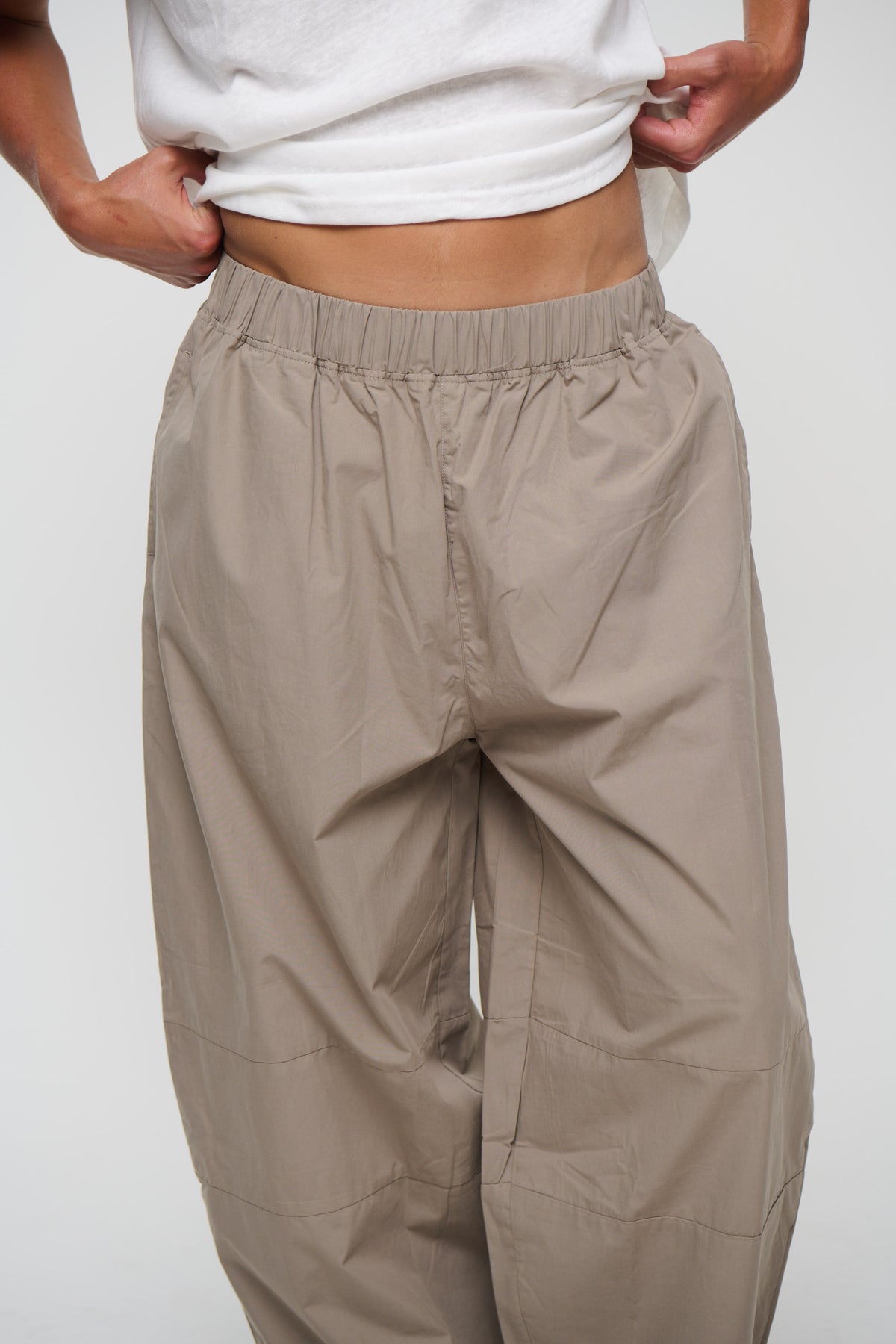 Julius Baggy Pant Khaki