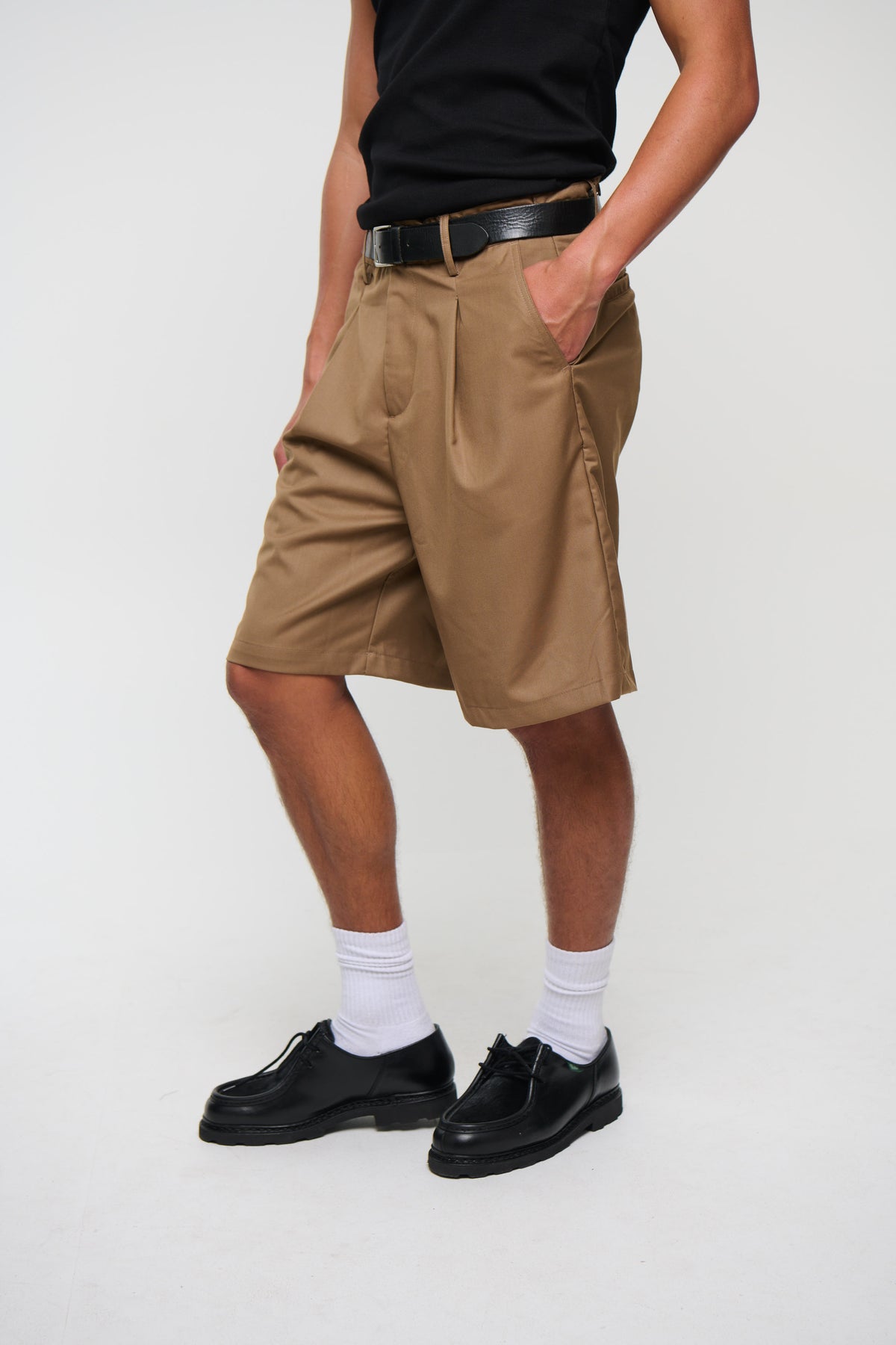 Dom Relaxed Short Choc