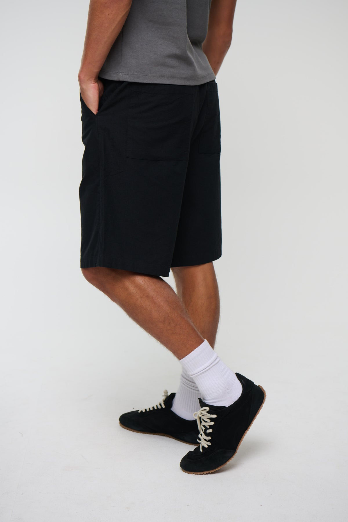 Mike Relaxed Short Black