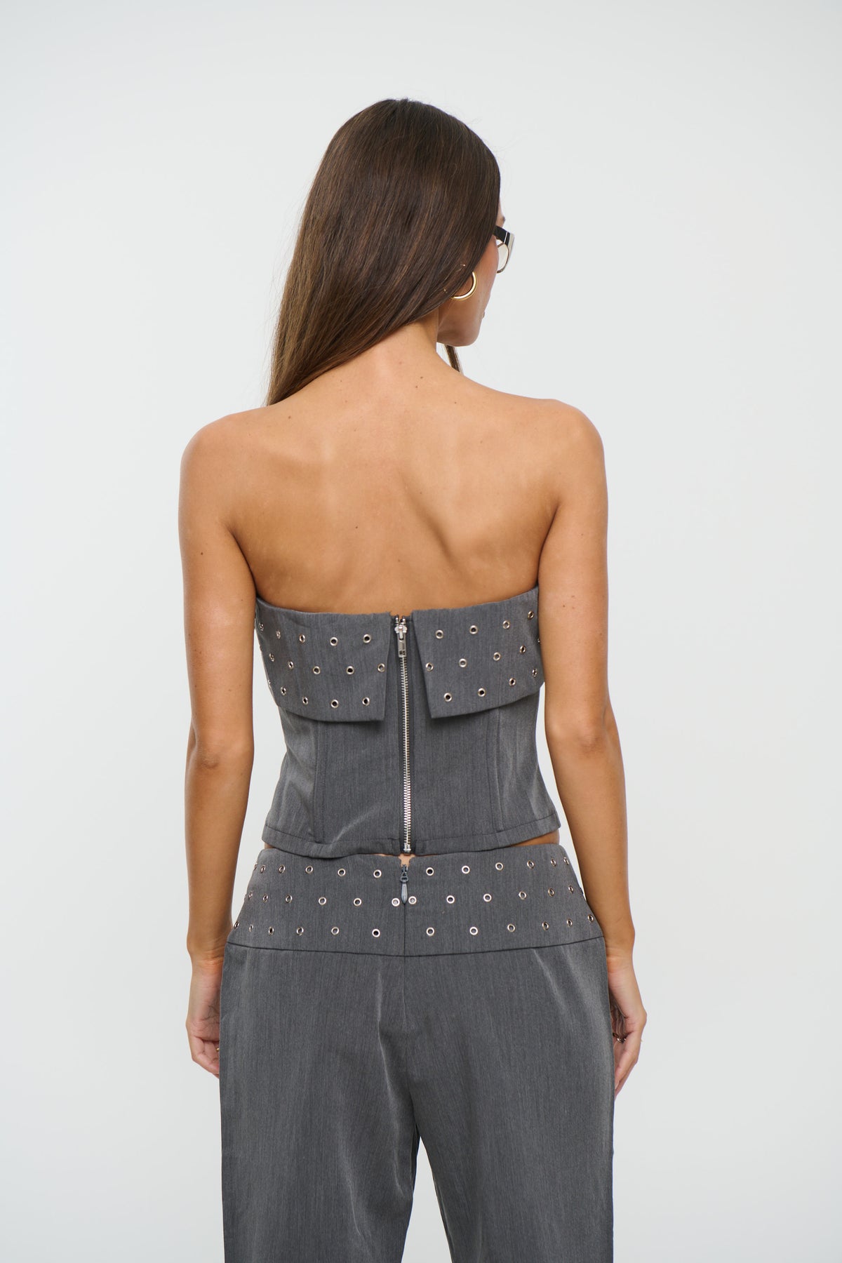 Reeves Top Grey