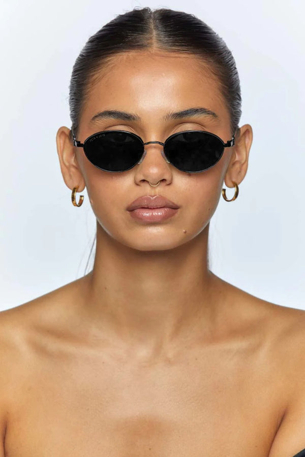 Calista Sunglasses Black/Black