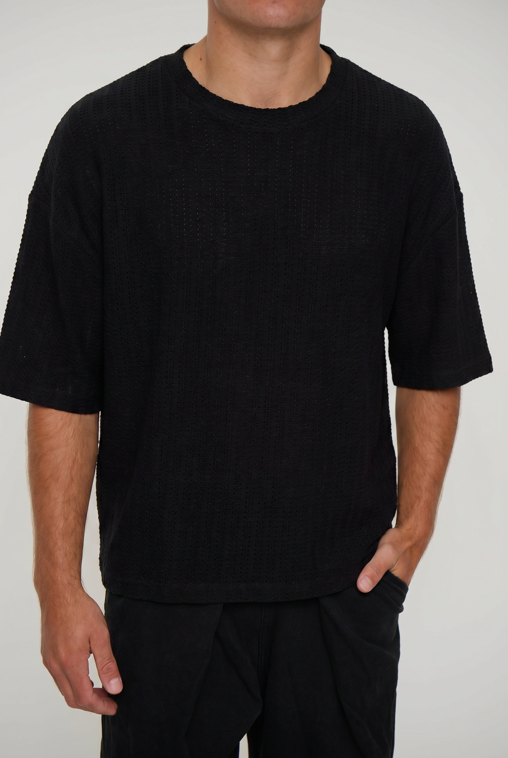 Vinnie Two Thread Stitch Tee Black