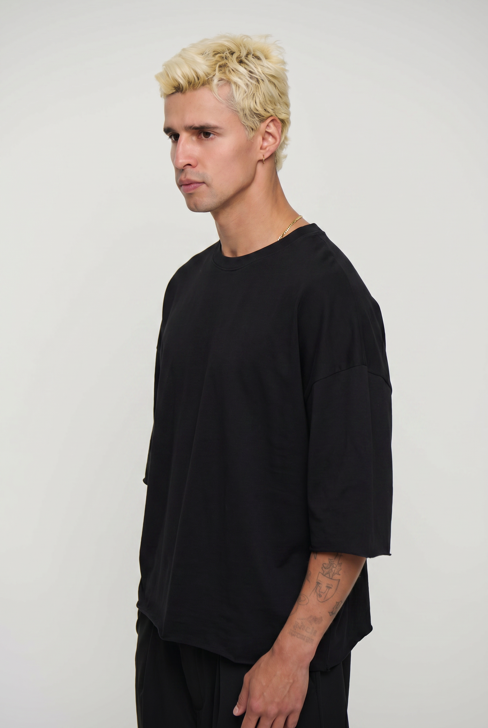 Raw 200G Cotton Box Tee Black