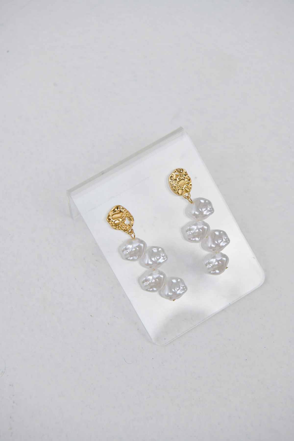 Leonardo Statement Earring Gold