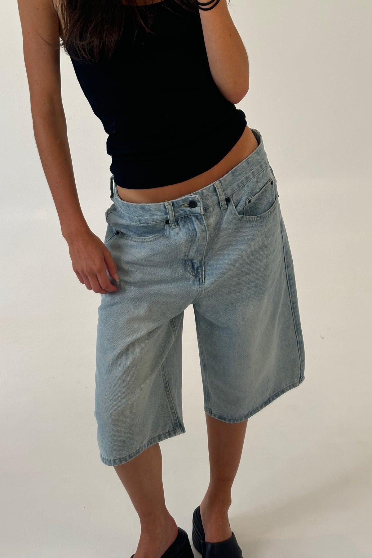 Unisex Flint Baggy Denim Jort Light