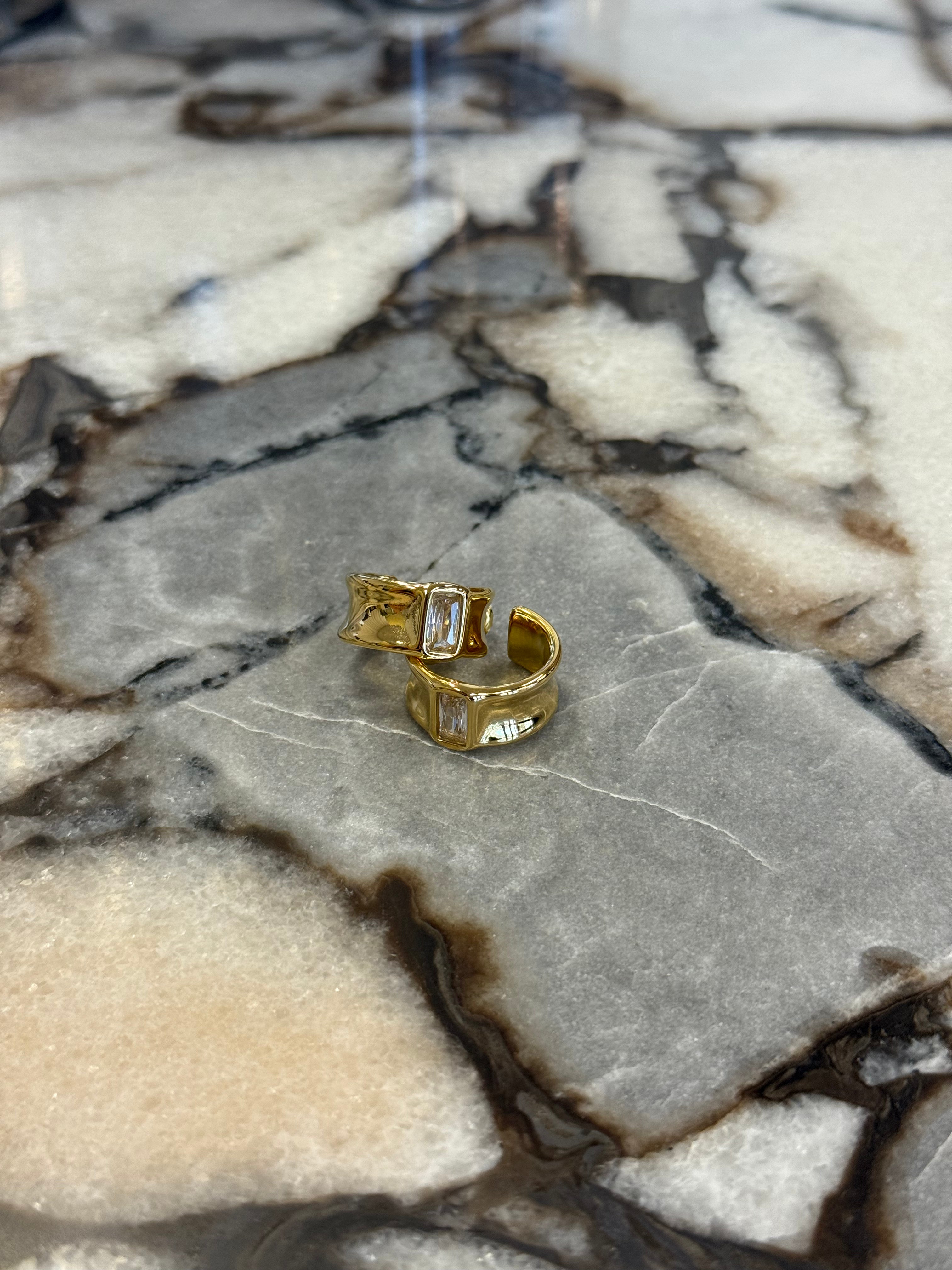 Evie Earring Gold