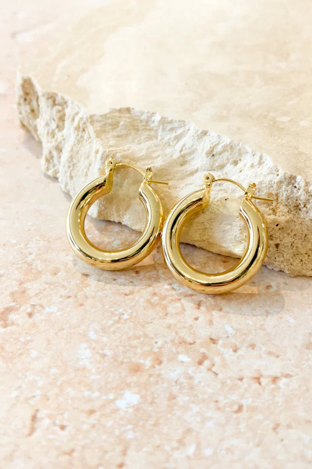 Vanya Hoop Earrings Gold