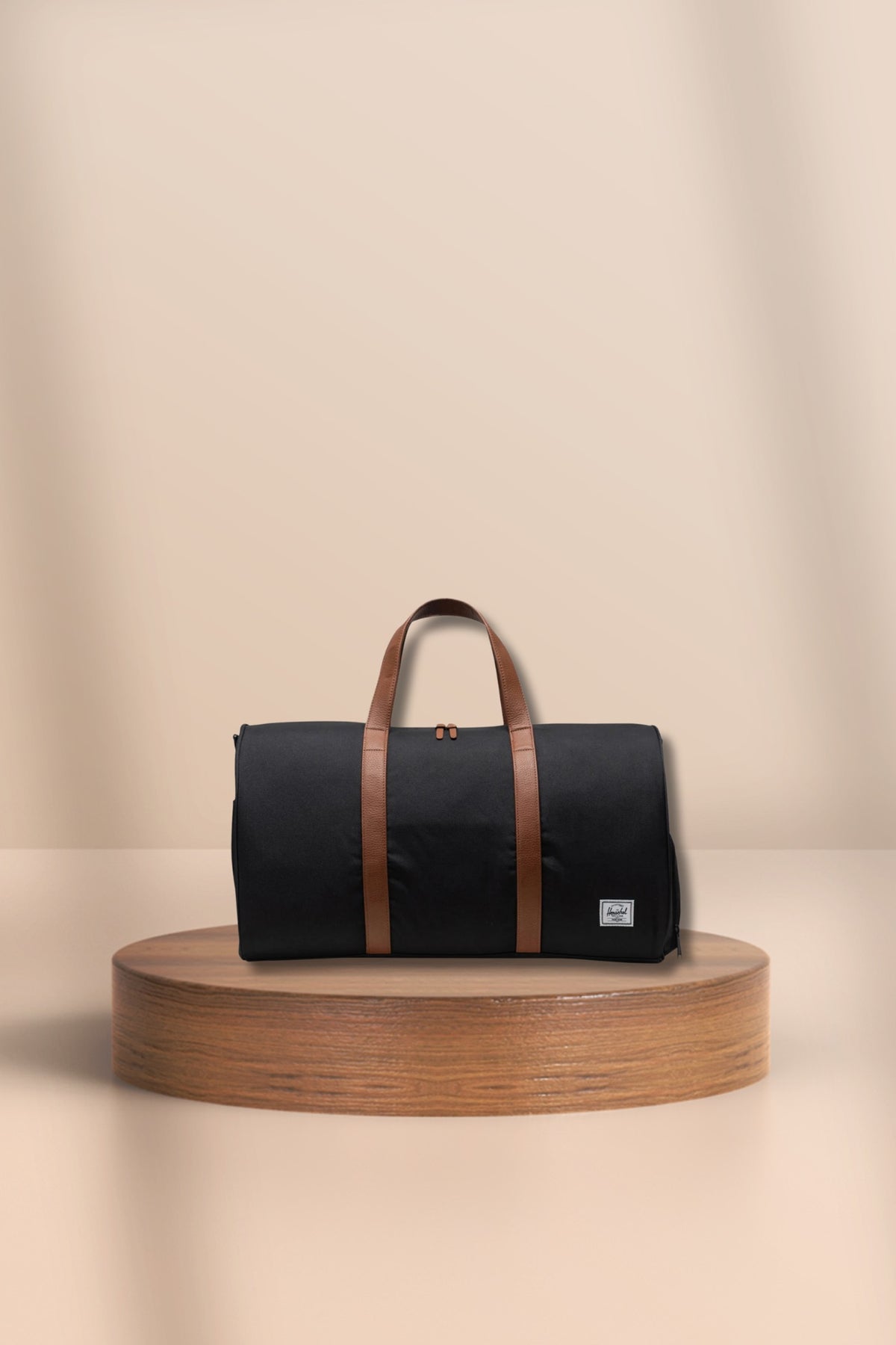 Herschel Novel Duffle Black