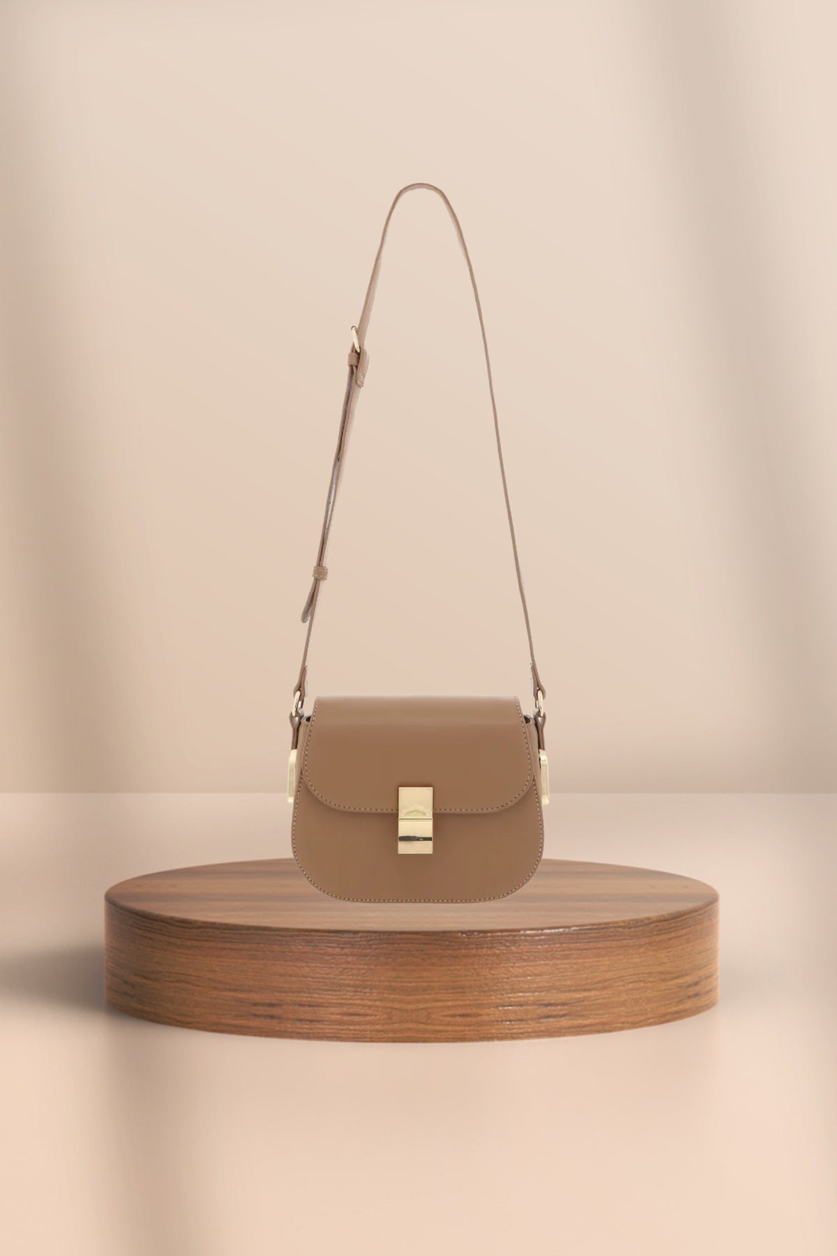 Calida Cross Body Bag Tan