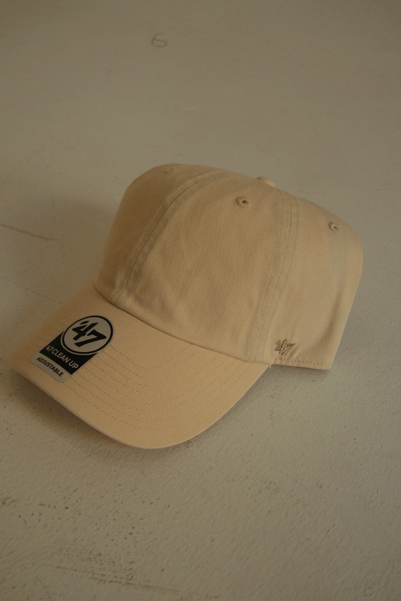 Classic Vintage Clean Up Cap Natural