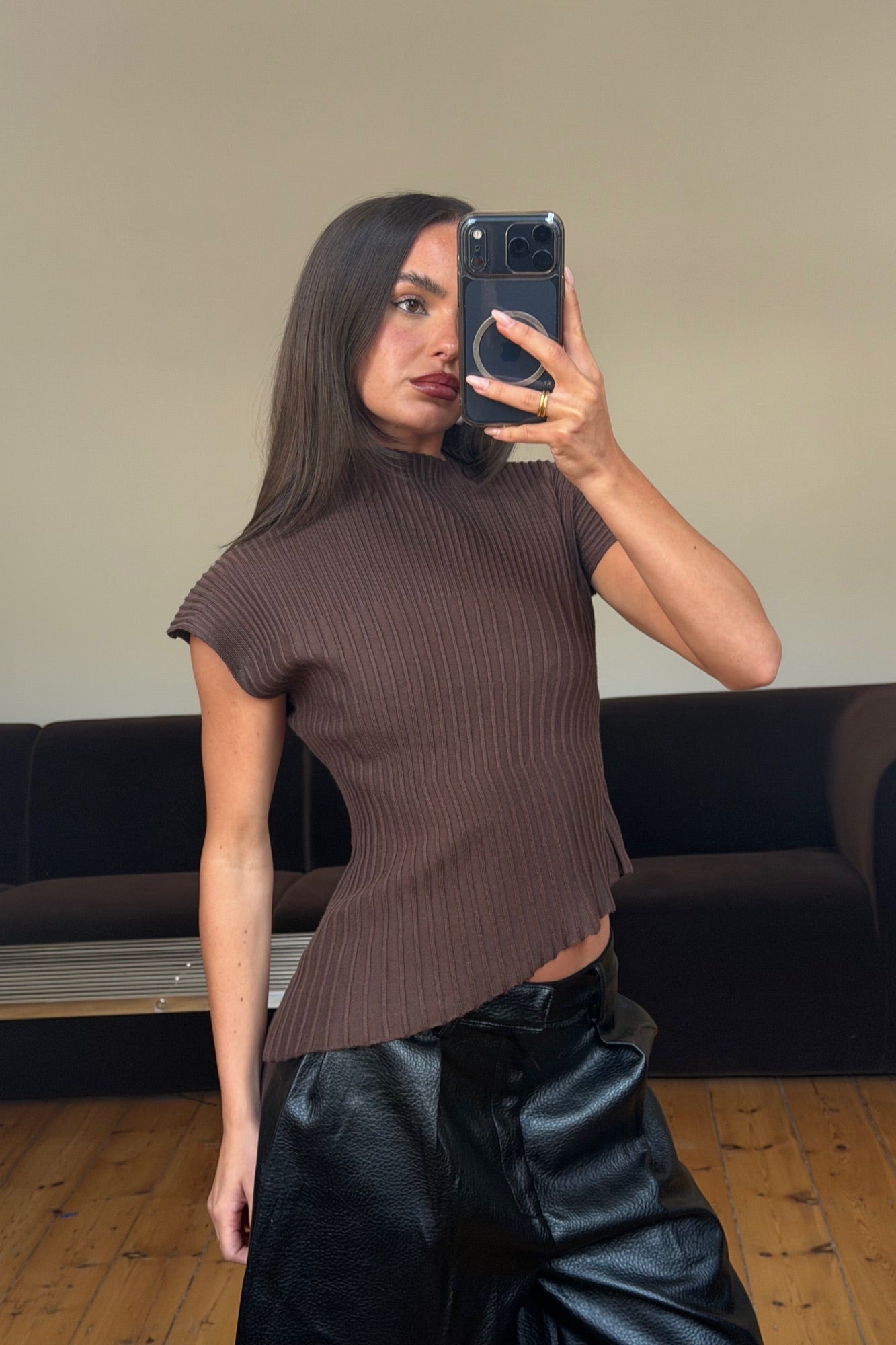 Amira Top Chocolate