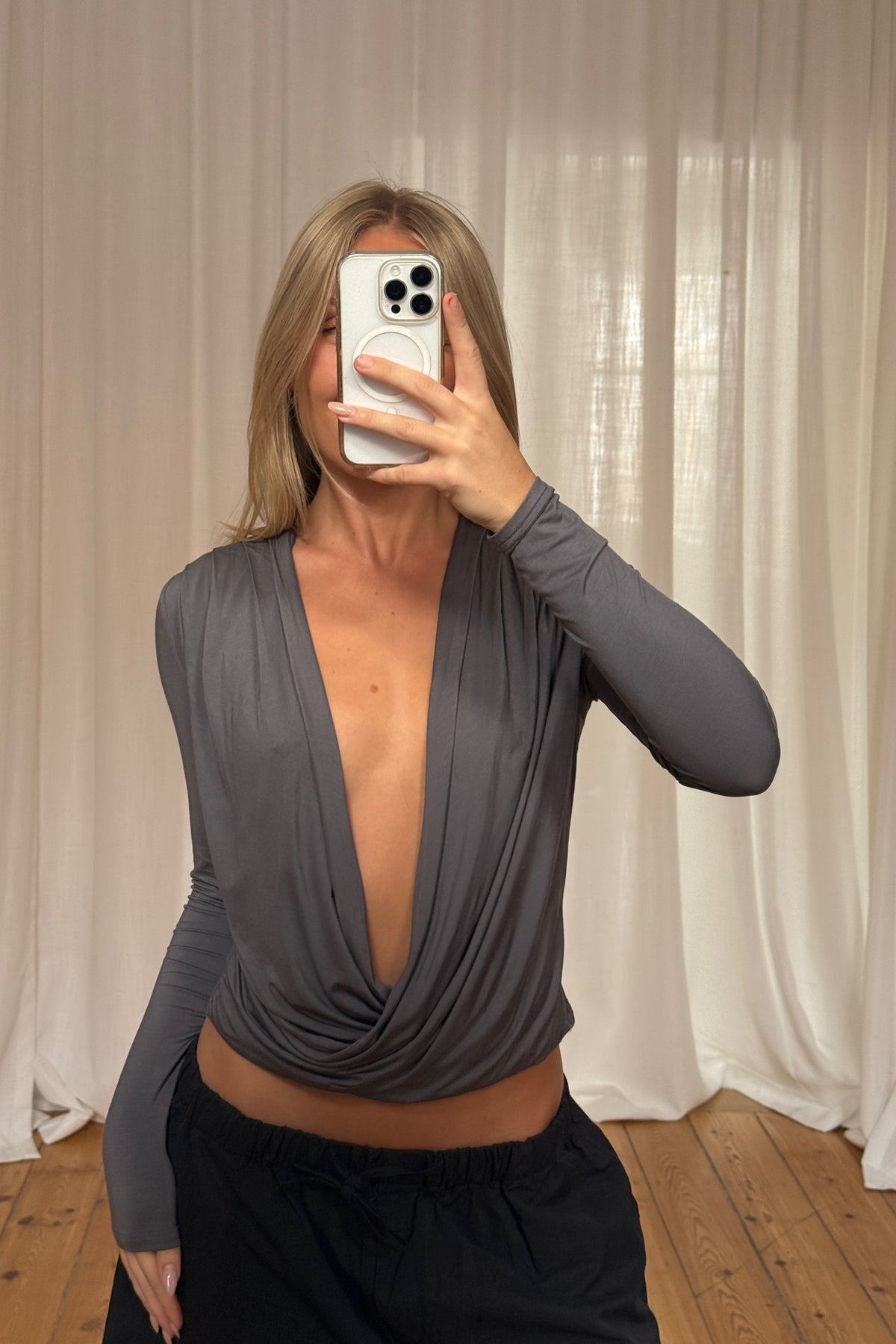Alara Long Sleeve Dark Grey