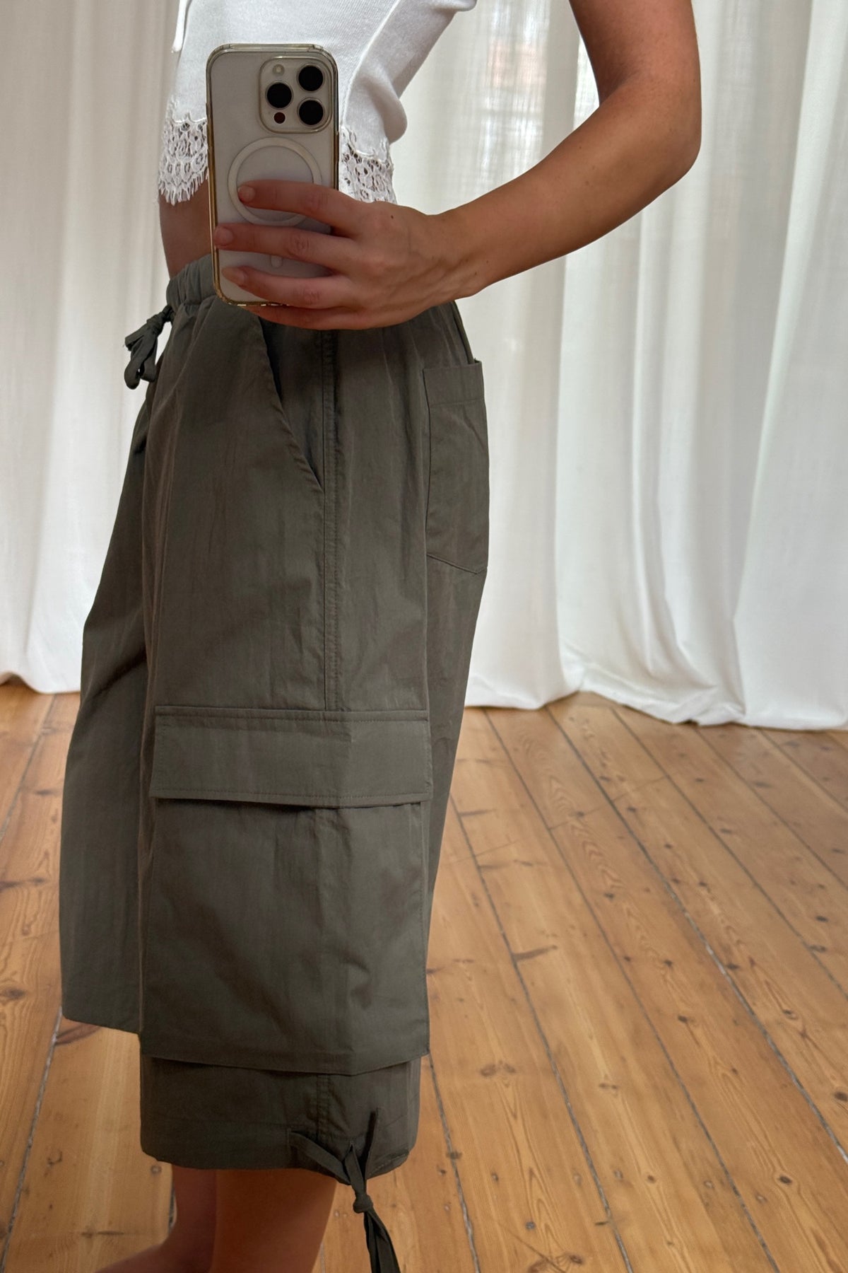 Grace Cargo Short Khaki
