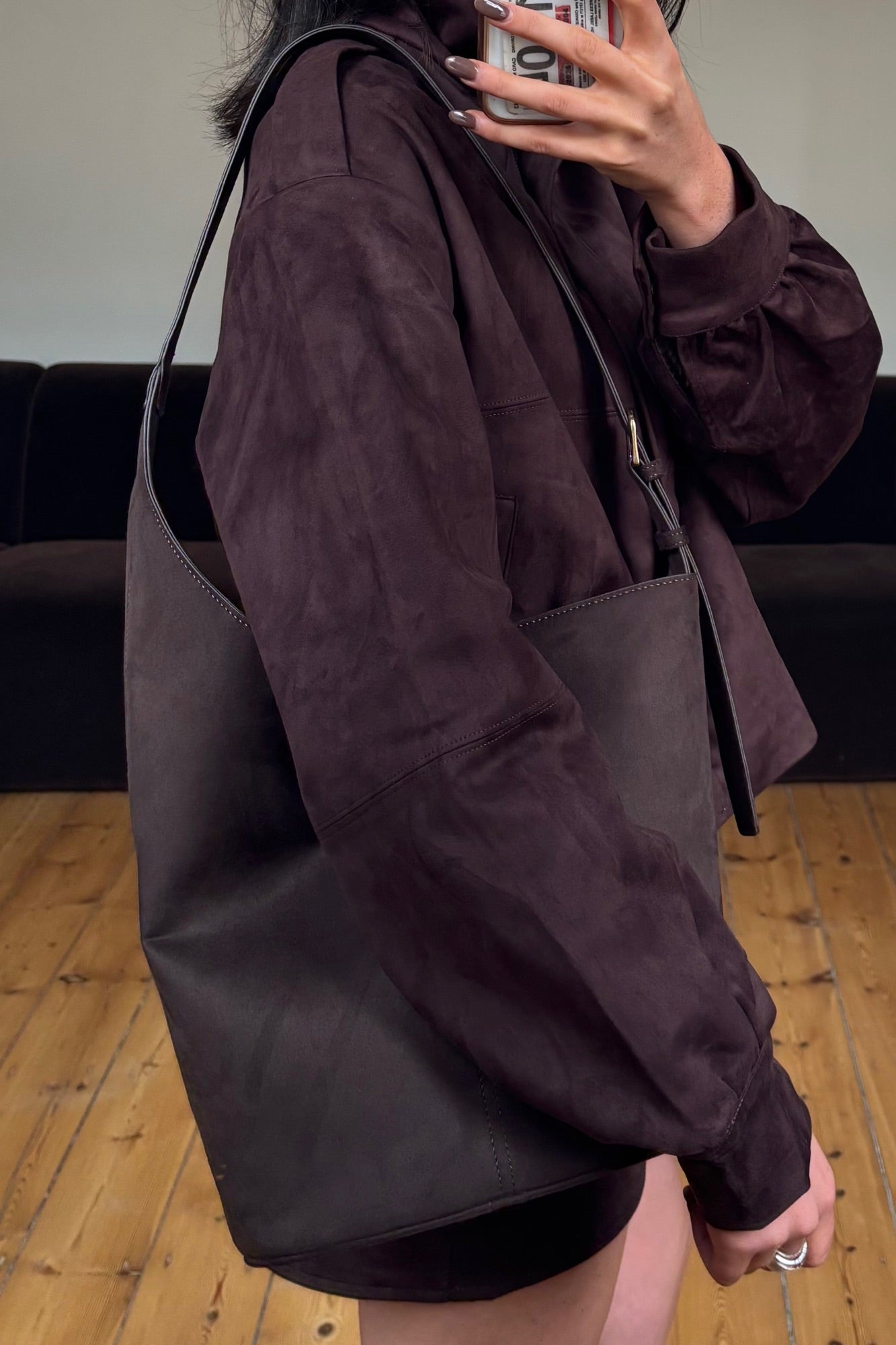 Genna Shoulder Bag Dark Chocolate Suede