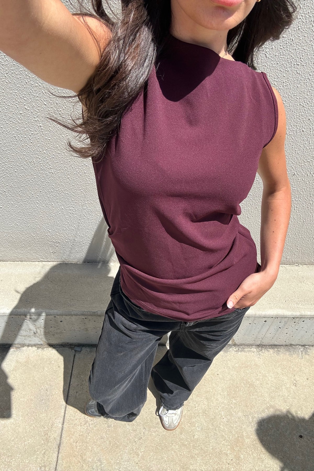 Wren Asymmetric Top Wine