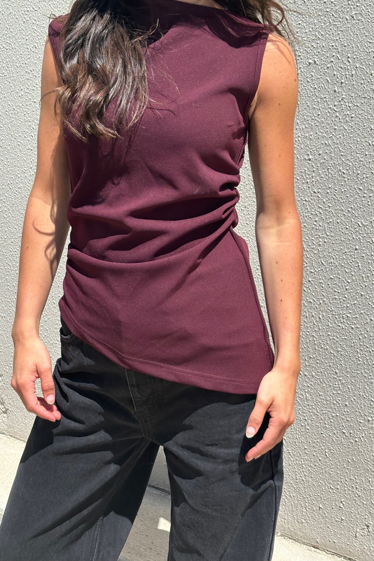 Wren Asymmetric Top Wine