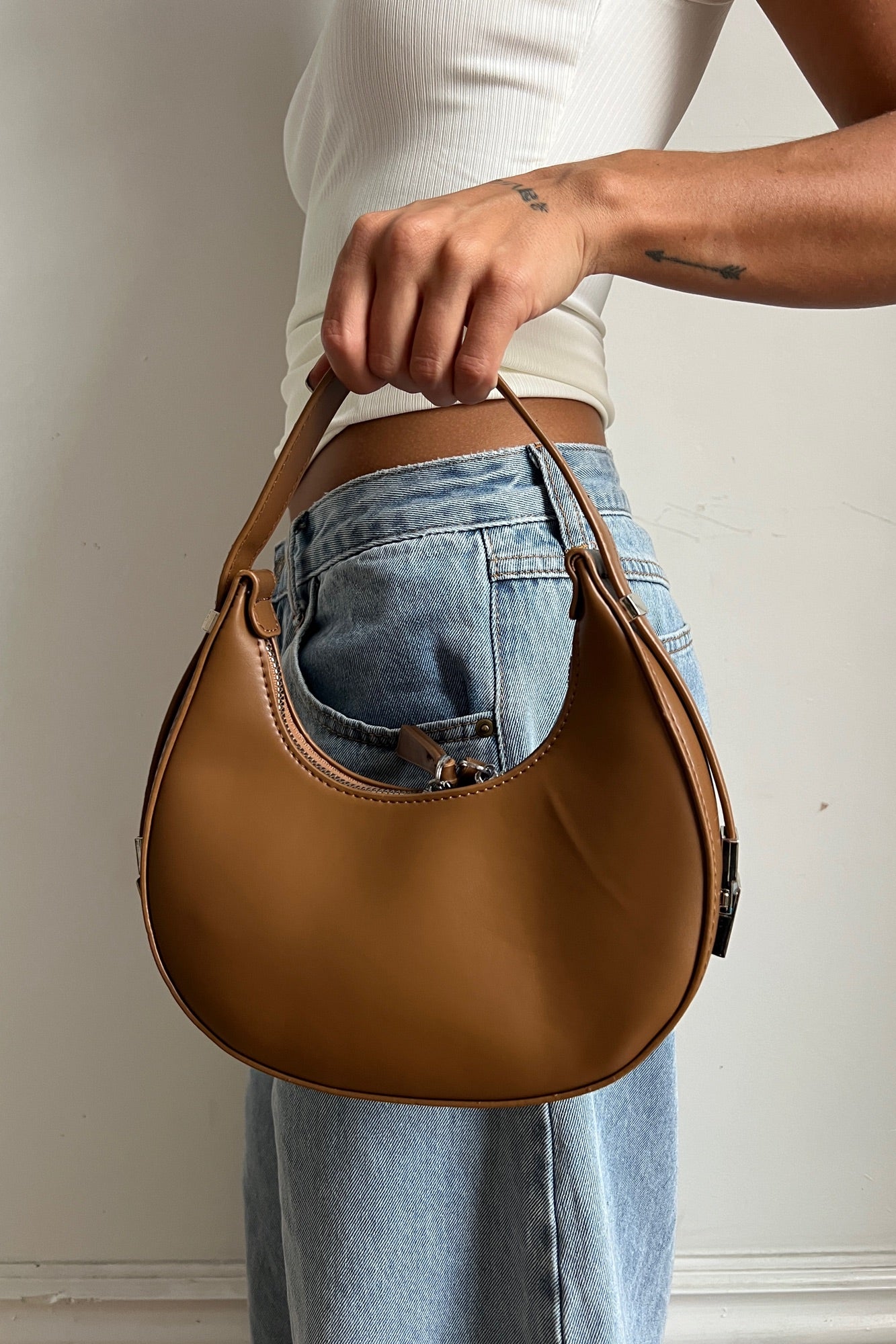 Antonea Bag Tan