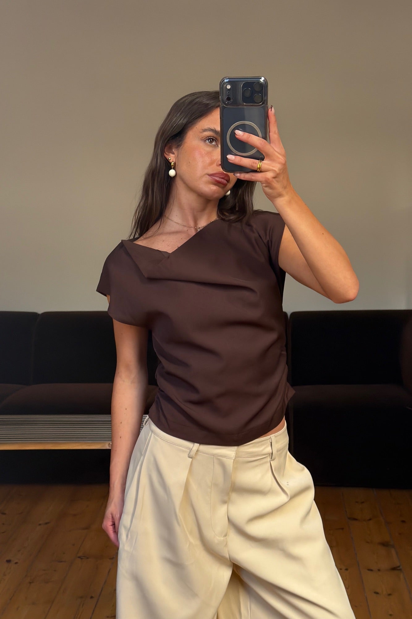Monica Top Chocolate