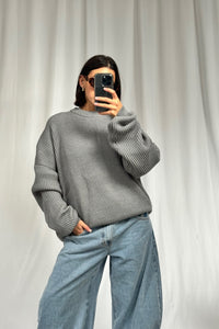 Unisex Drop Sleeve Heavy Knit Light Grey