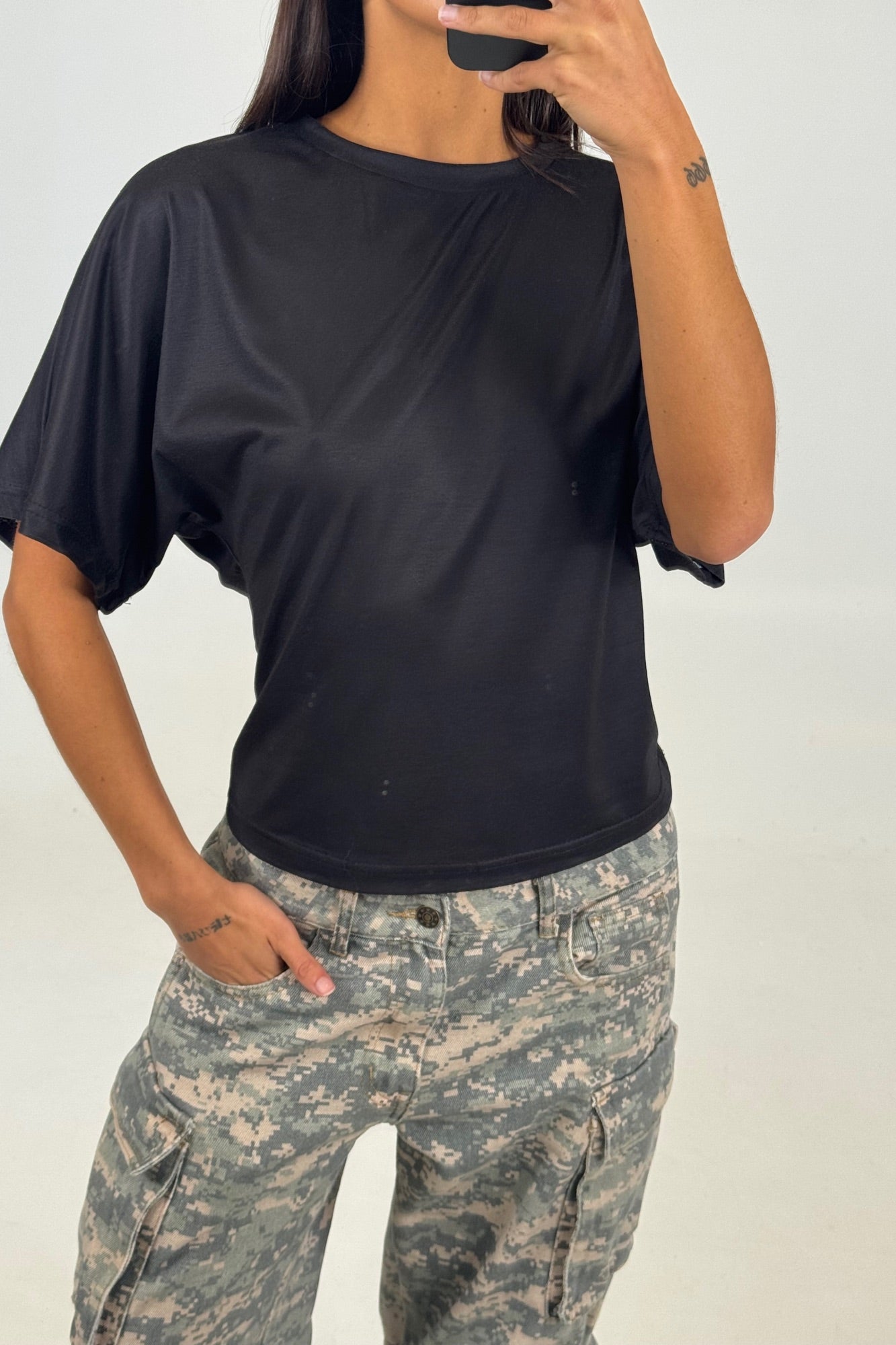 Anika Tee Black