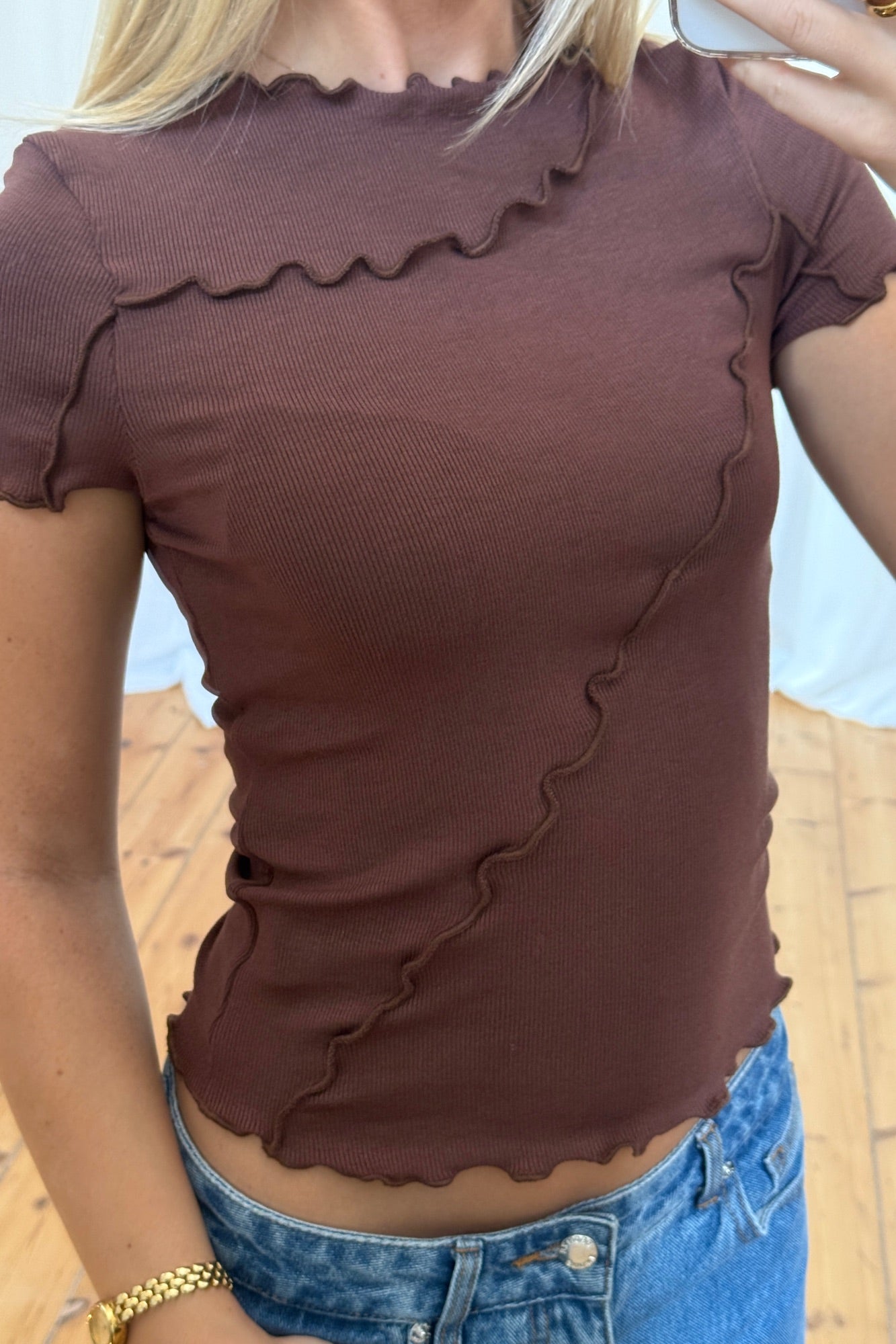 Sita Short Sleeve Chocolate
