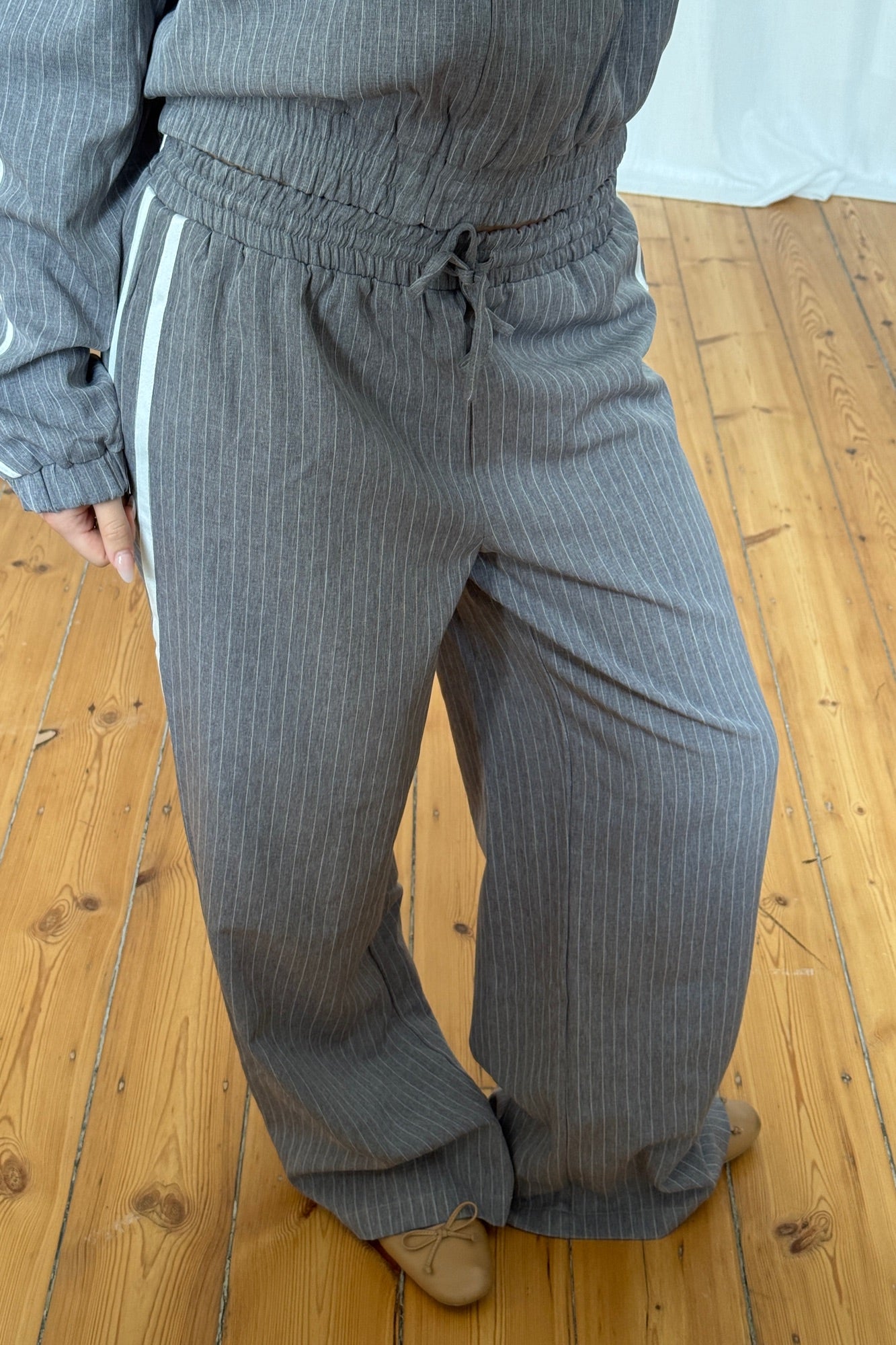 Ramona Pinstripe Pant Grey