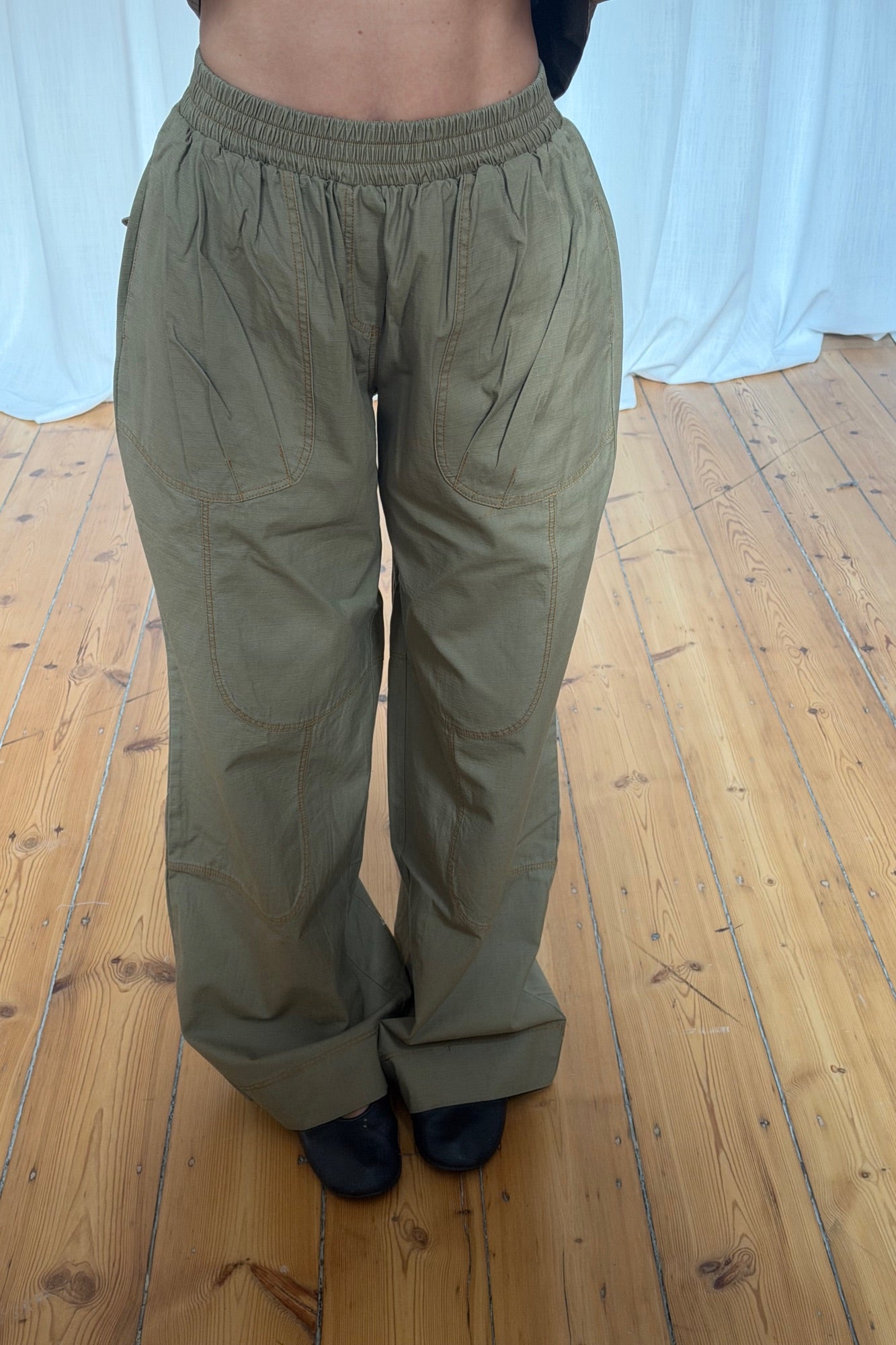 Alyssia Pant Khaki