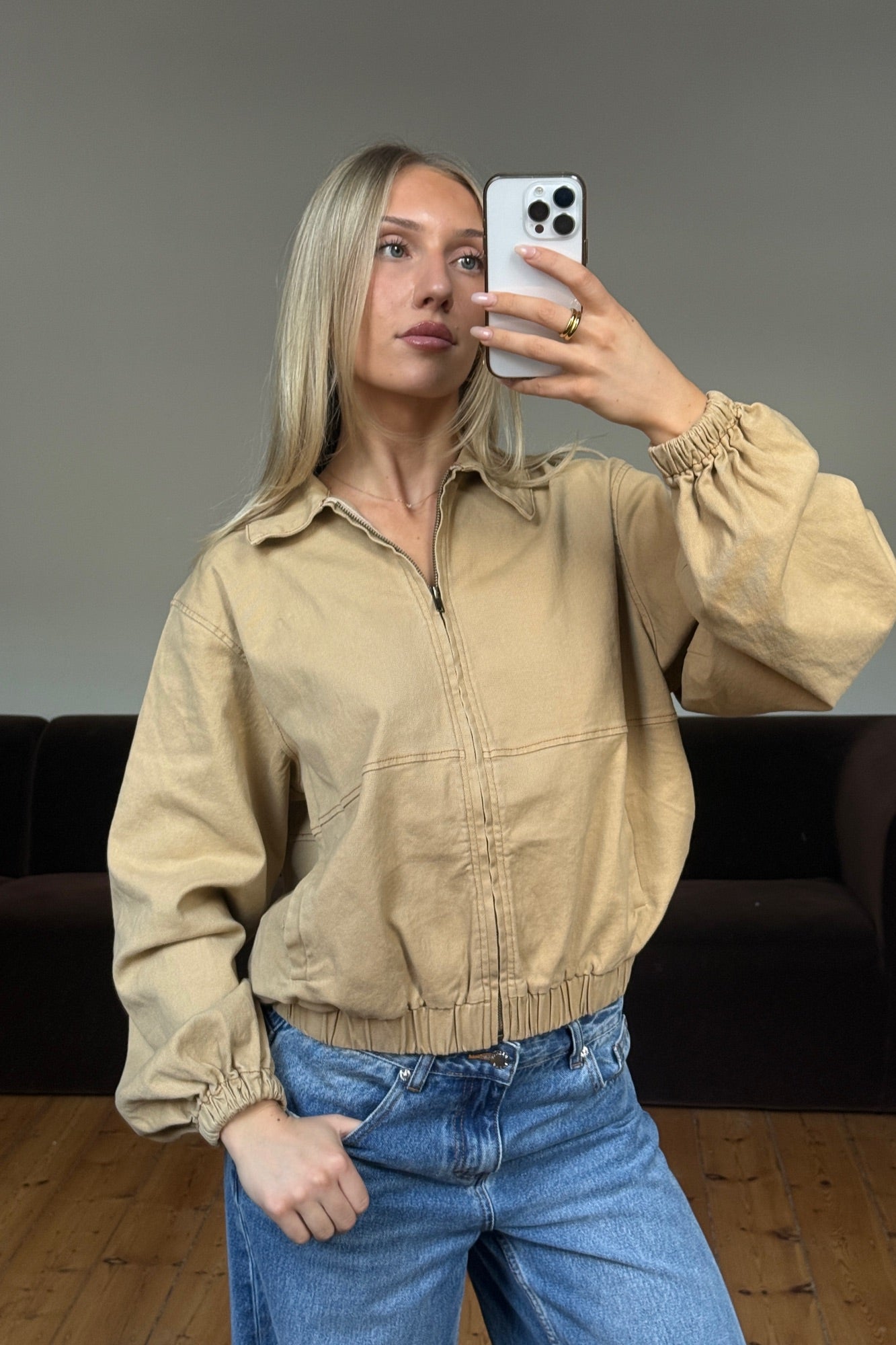 Lexy Bomber Camel