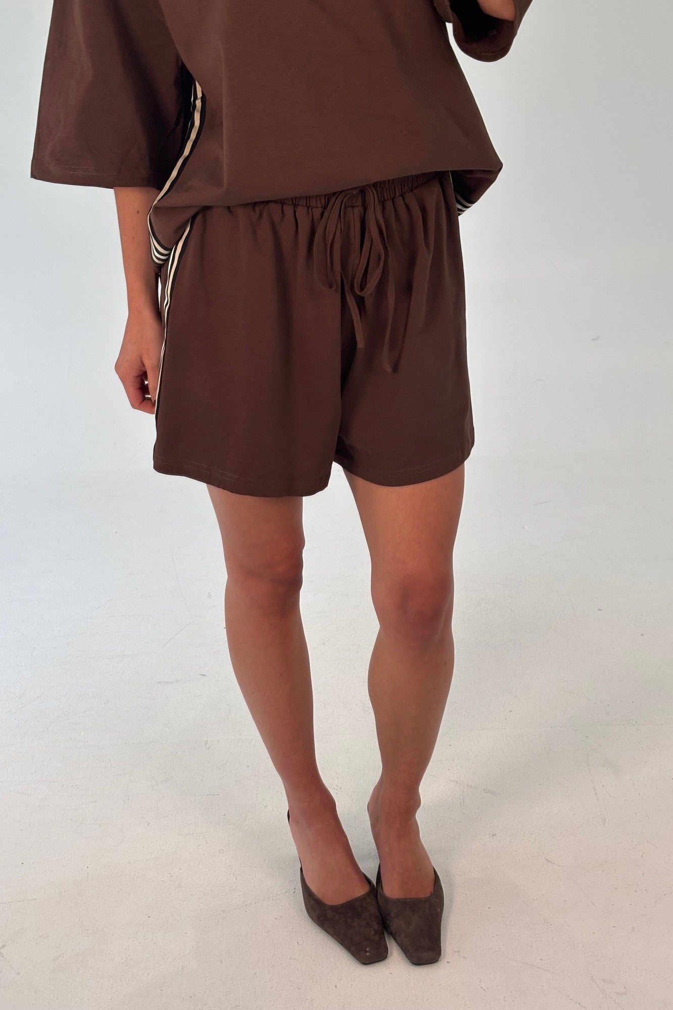 Charly Short Chocolate