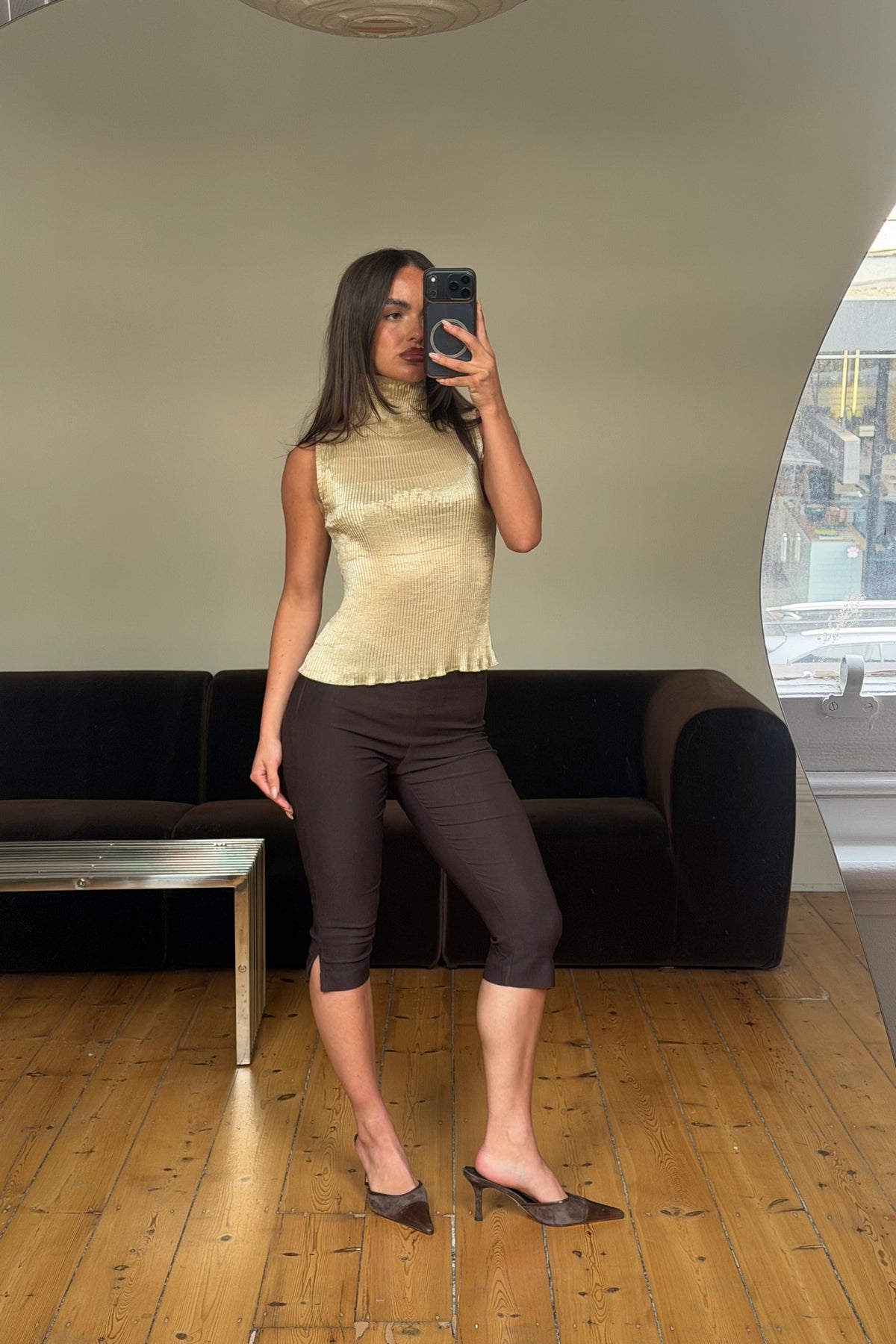 Brittany Capri Chocolate
