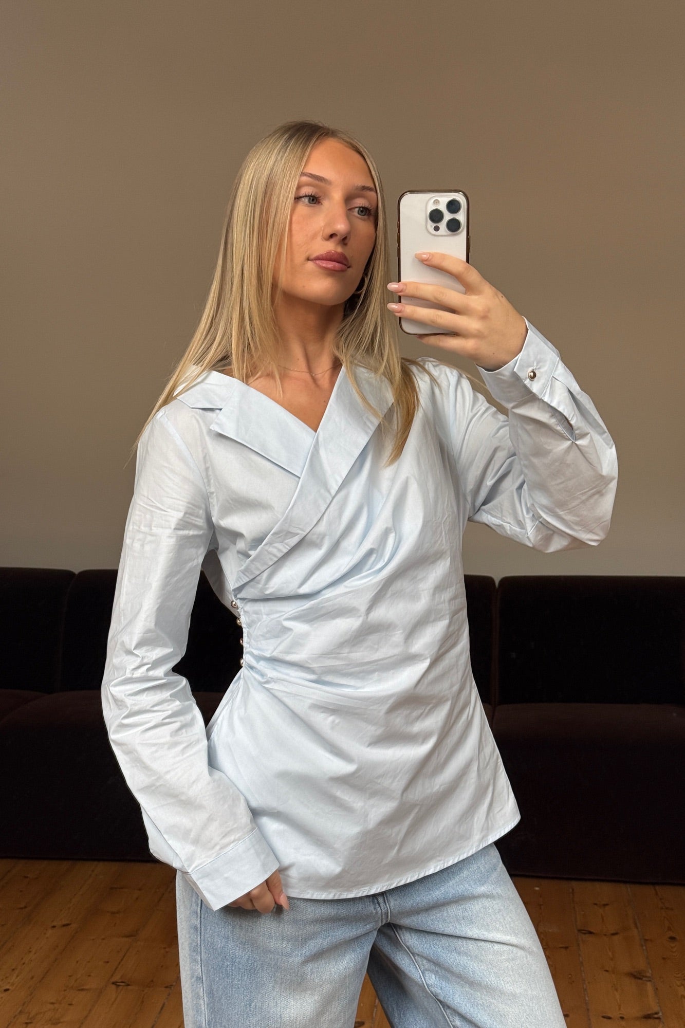 Amora Shirt Sky