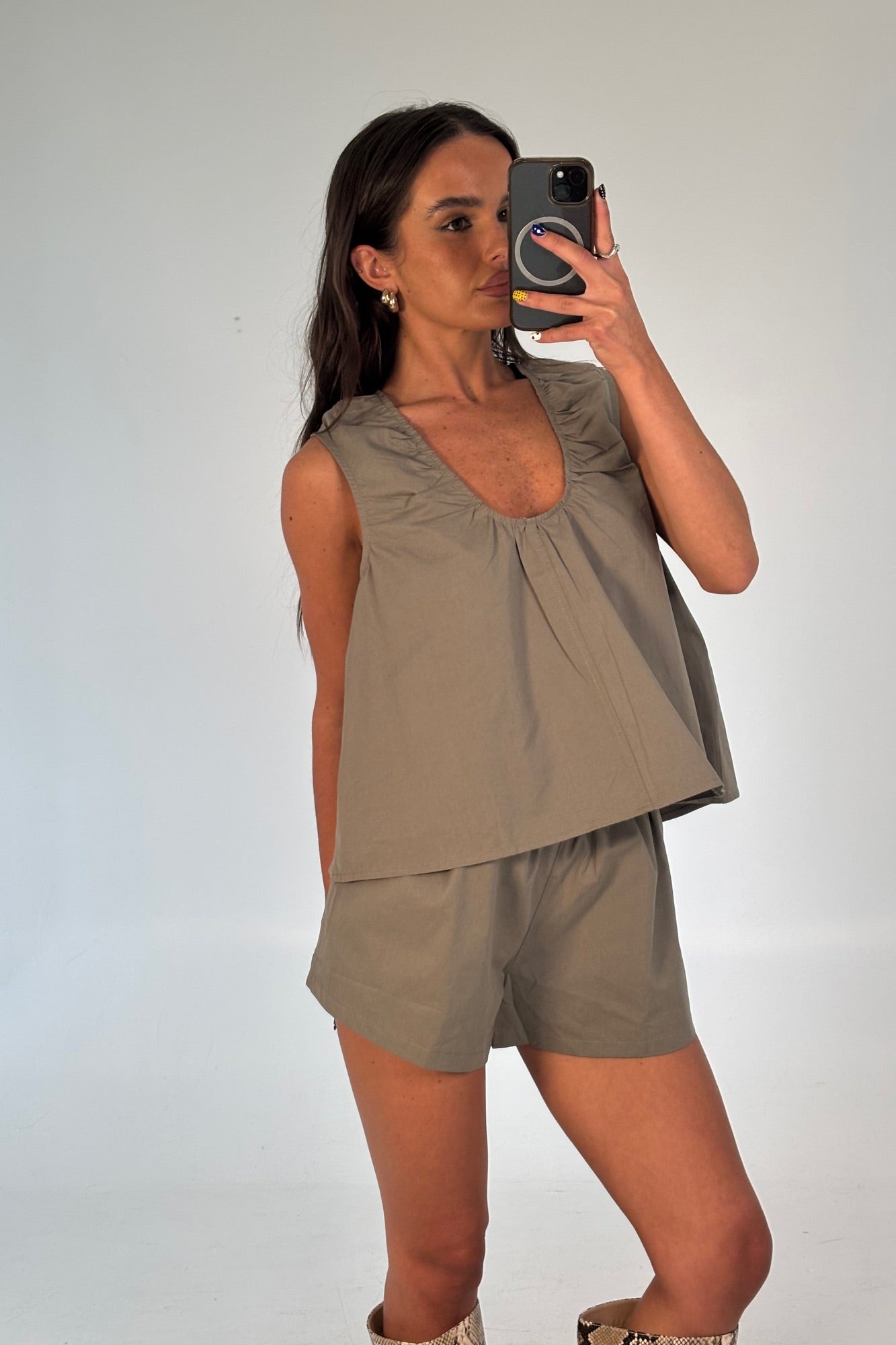 Kyla Top Khaki