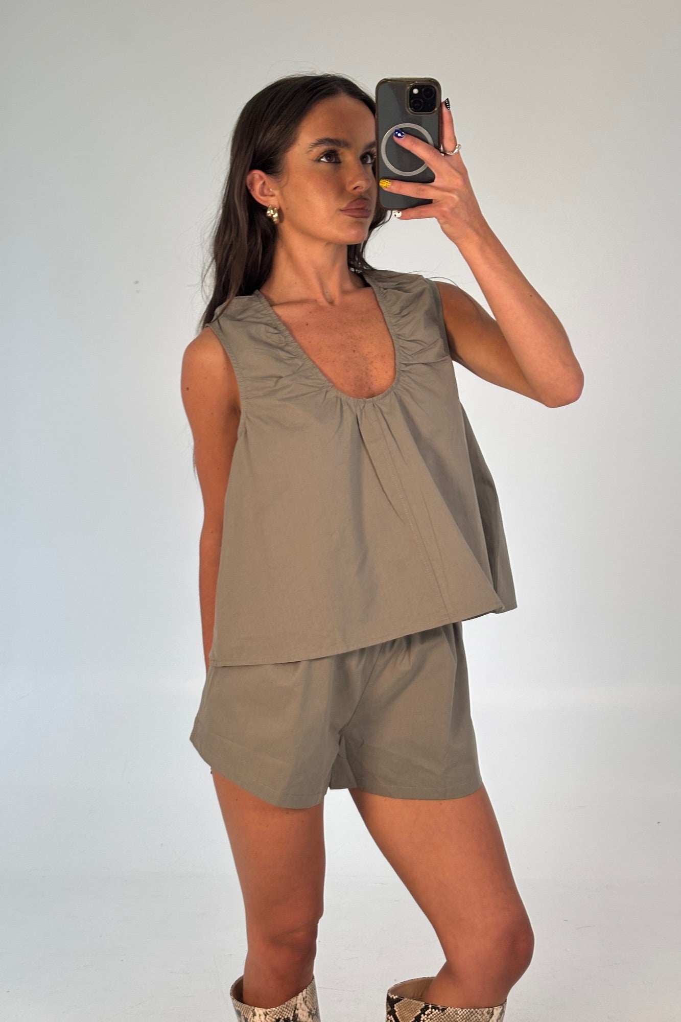 Kyla Top Khaki