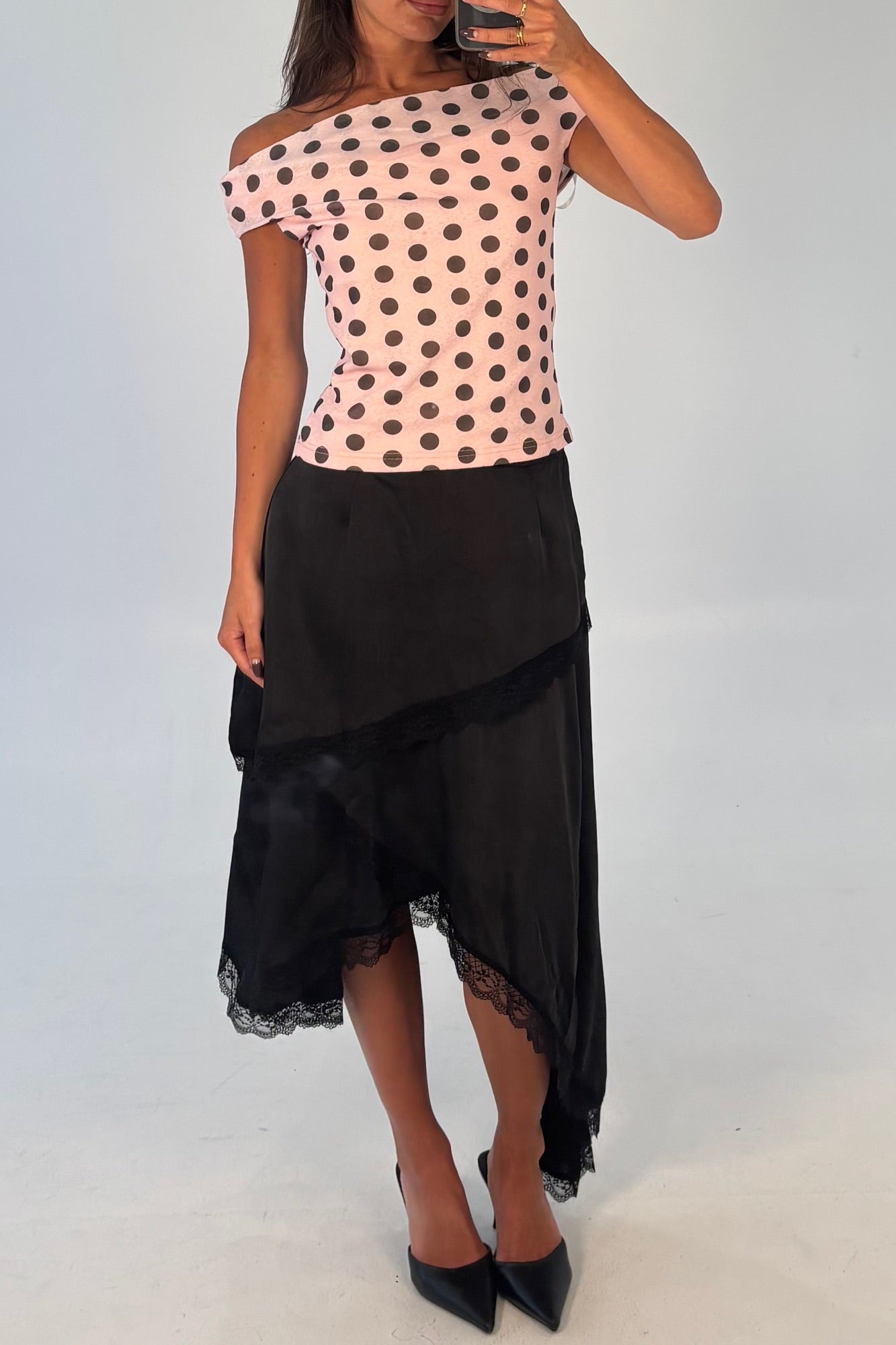 Yianni Midi Skirt Black