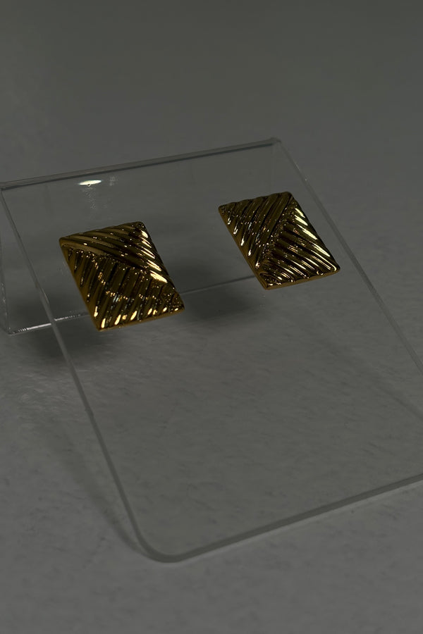 Square detail Earring 18K Gold Plated