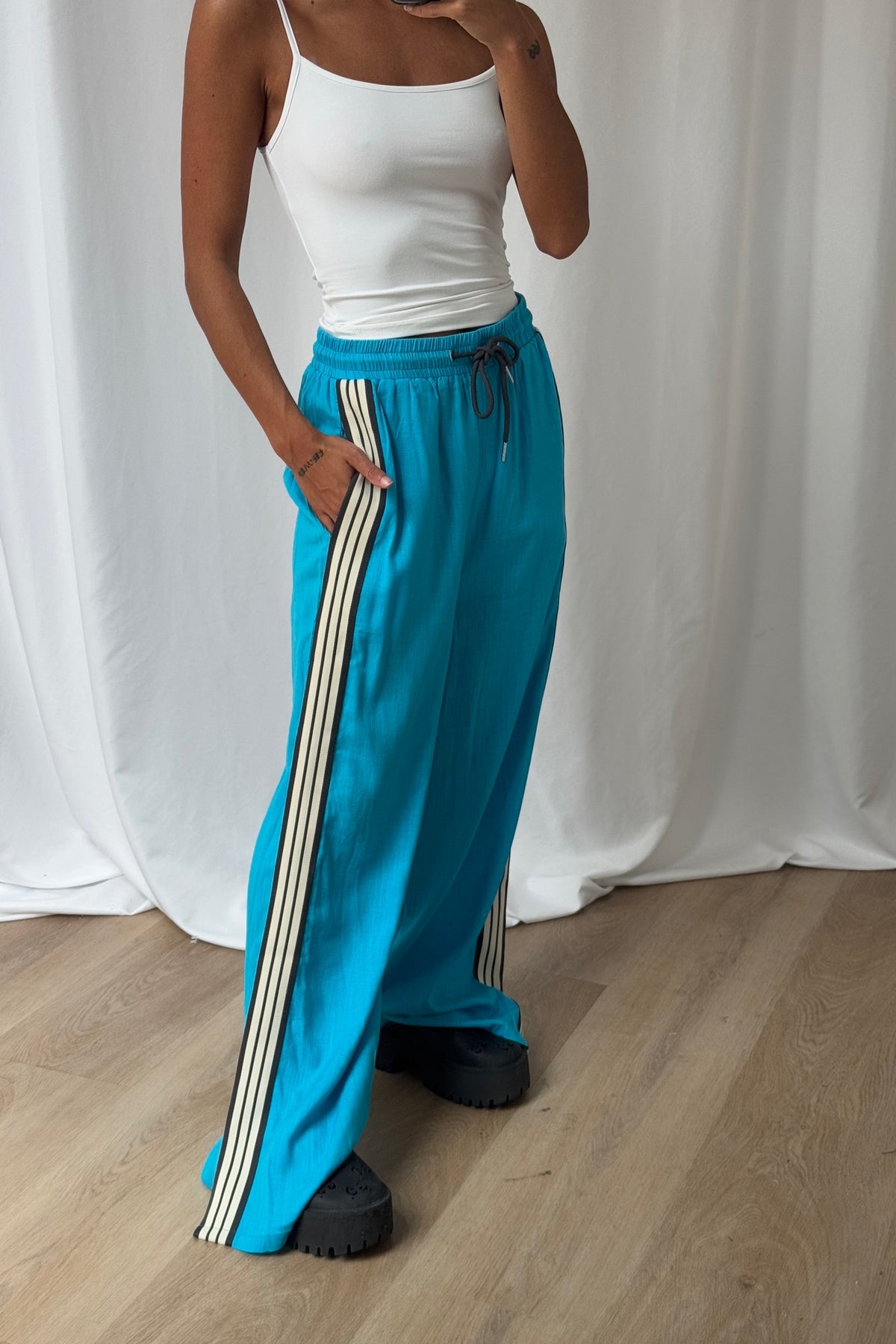 Leesa Pant Blue