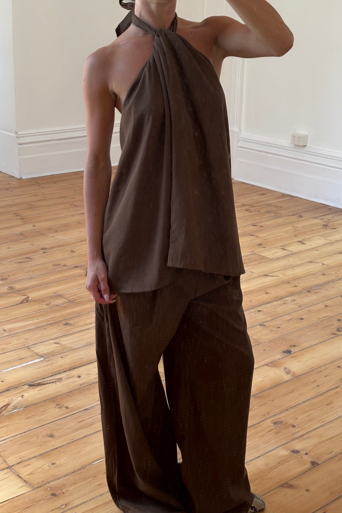 Brinly Set Dark Chocolate