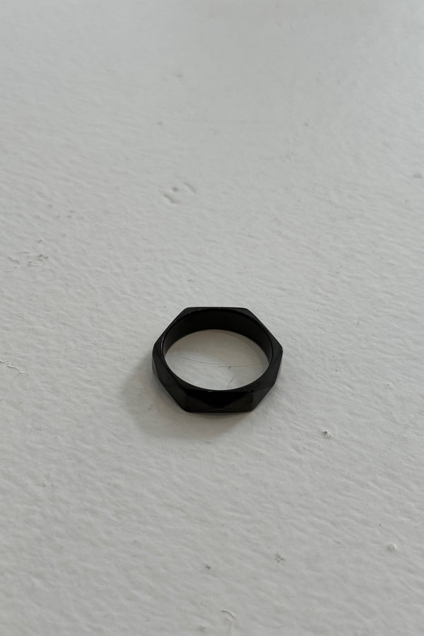 NTH Faceted Ring Black