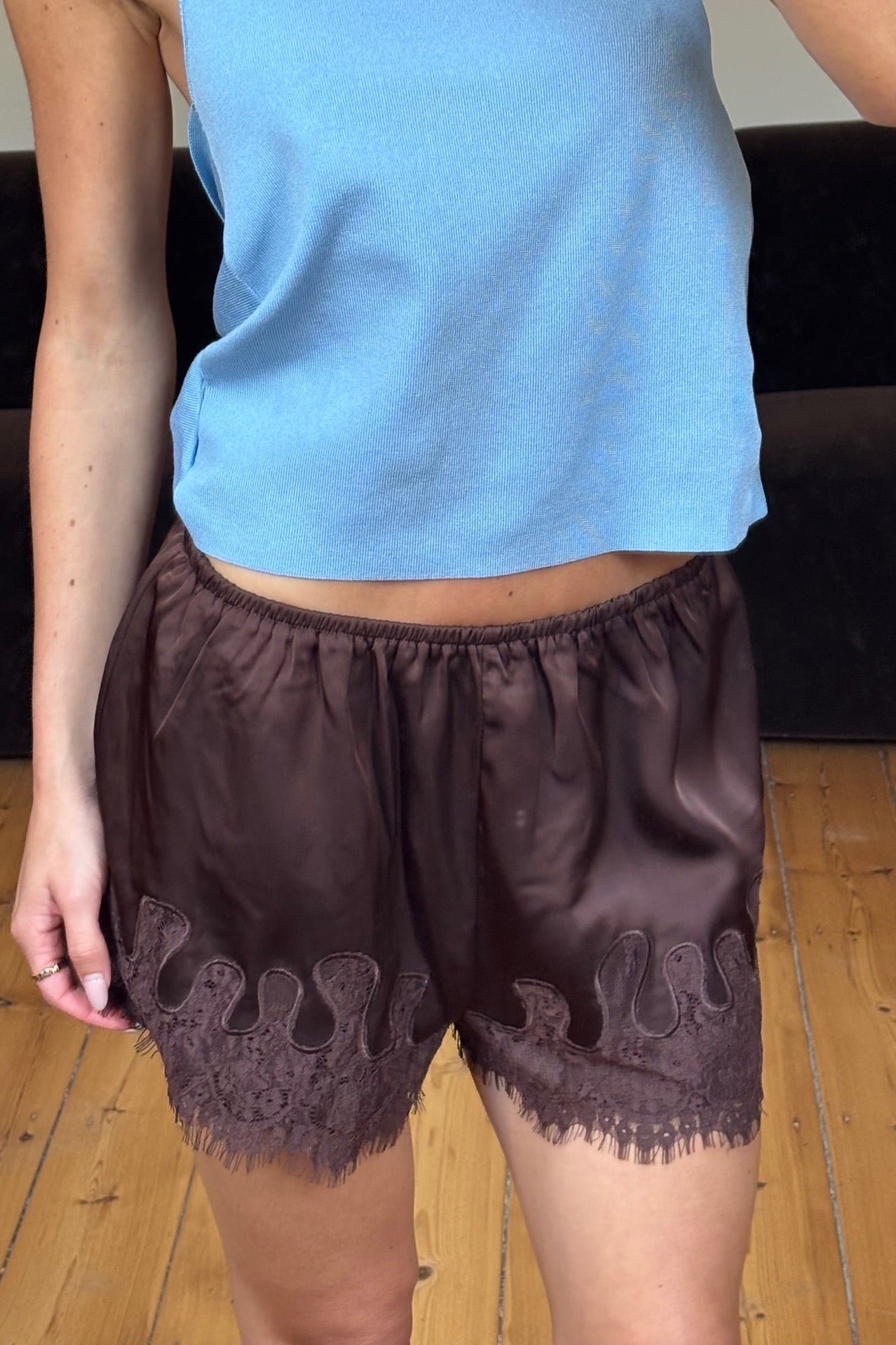 Jacky Lace Short Chocolate