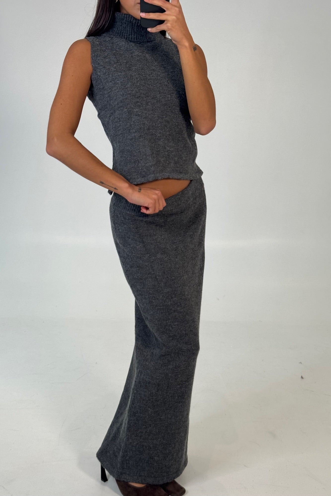 Soraya Set Dark Grey