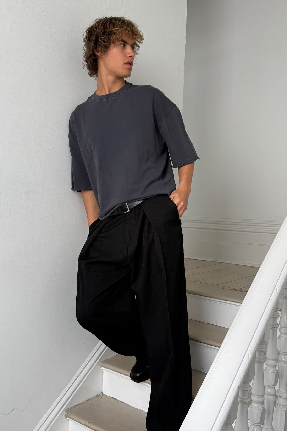 Crop Box Fleece Tee Charcoal