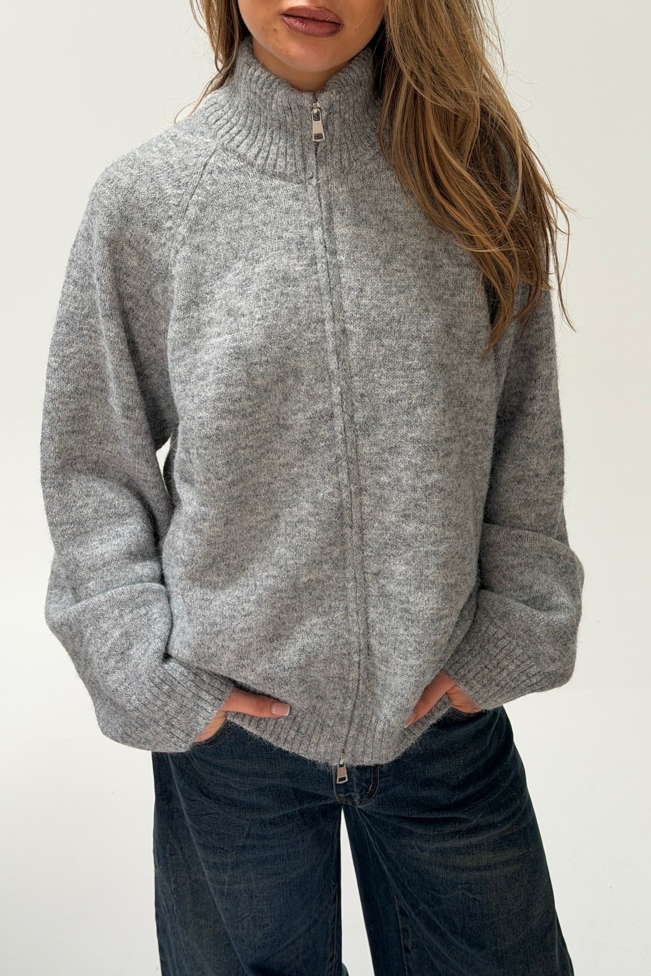 Tyla Zip Up Knit Grey