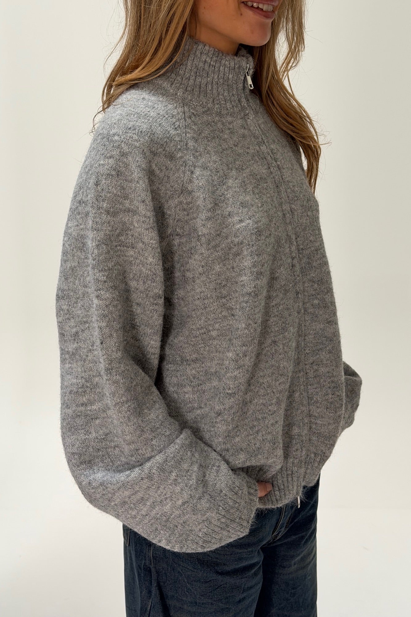 Tyla Zip Up Knit Grey