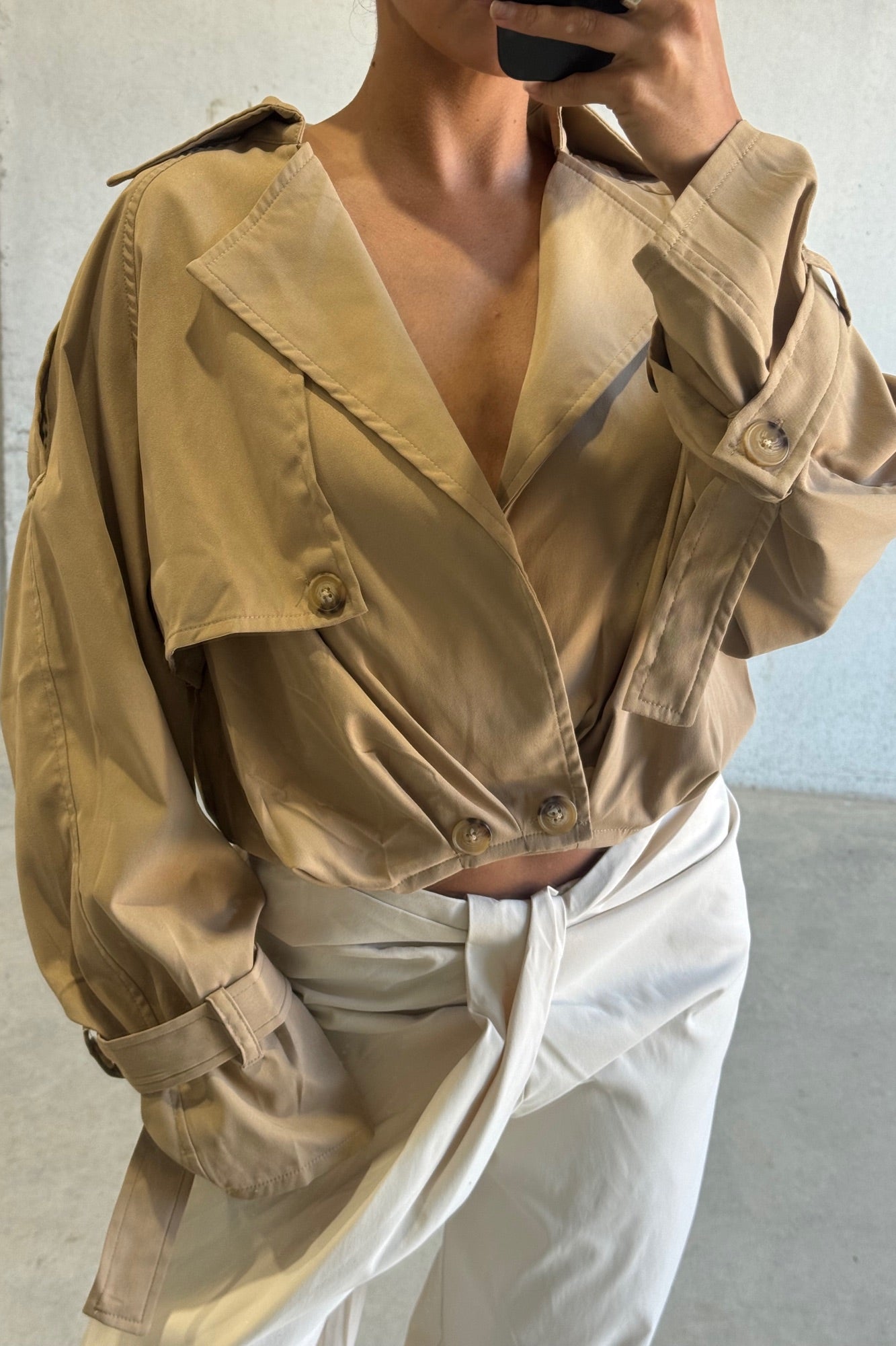 Elvira Cropped Trench Beige