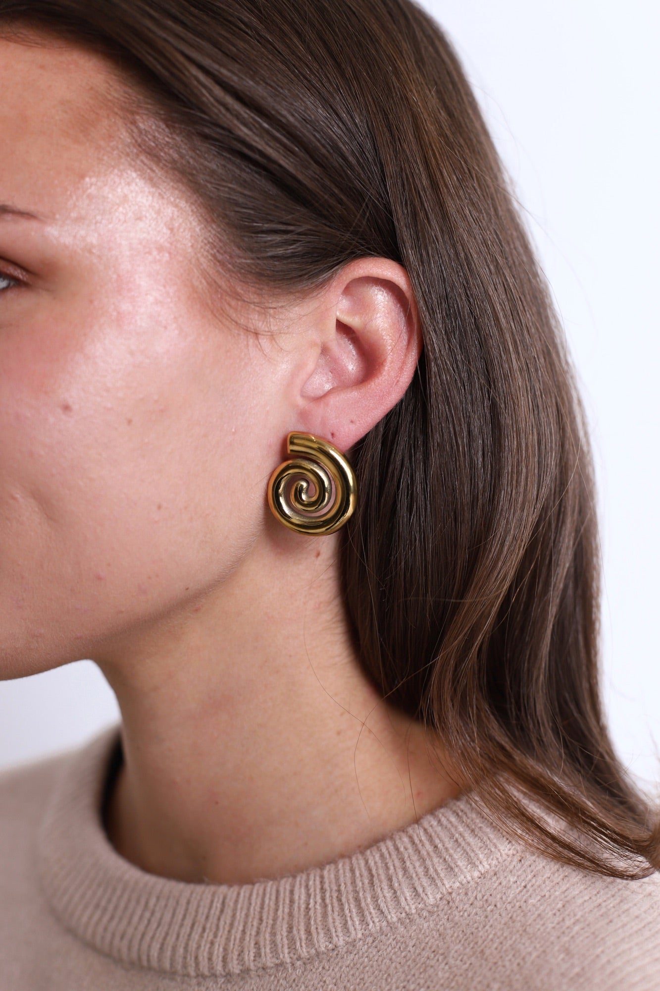 Swirl Earring Silver Plated