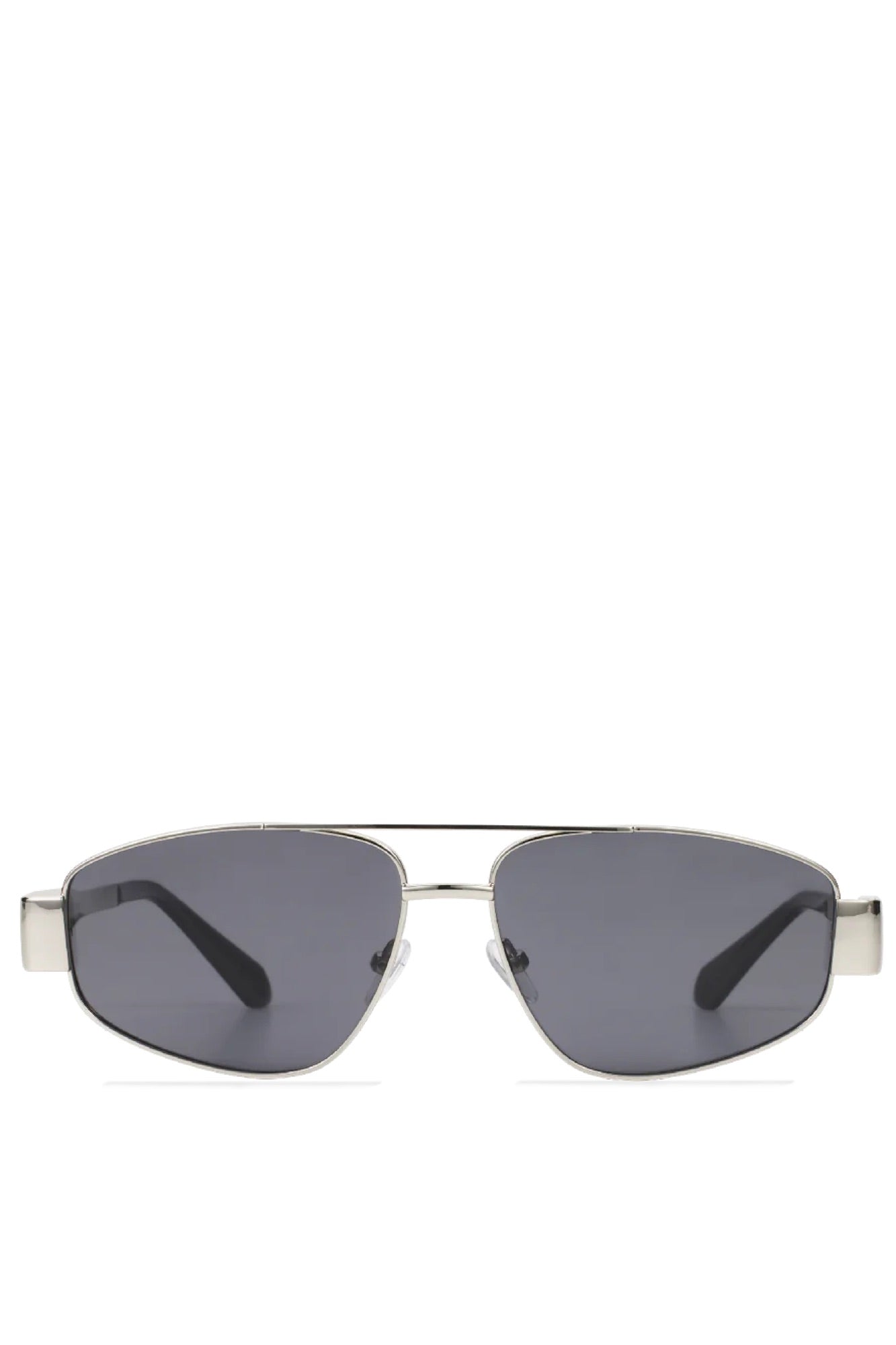 The Earle Silver/Smoke