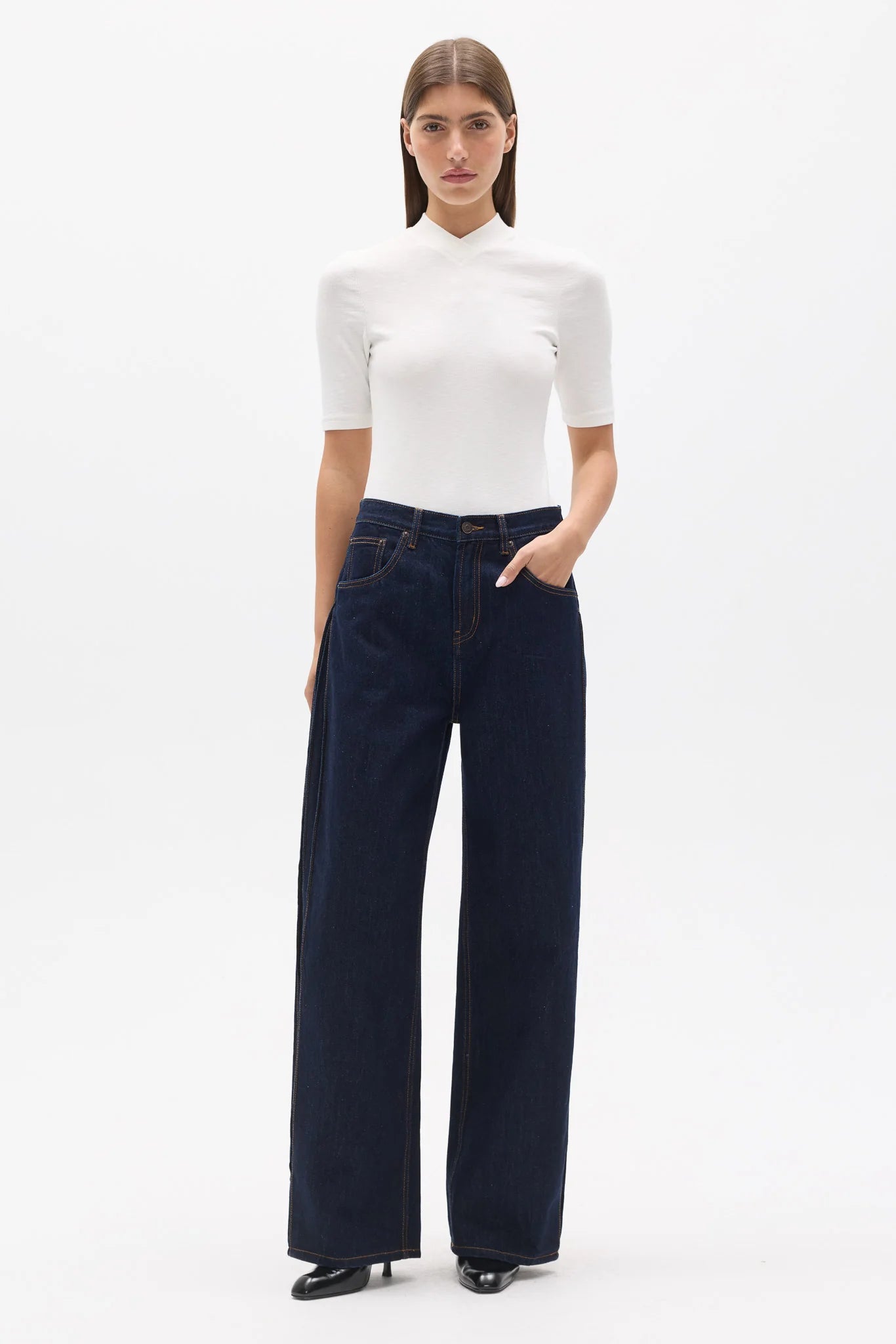 Tinka V Neck T-Shirt White
